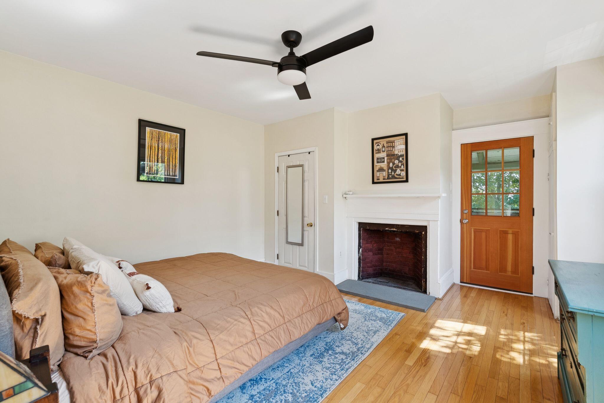 92 Pleasant Street