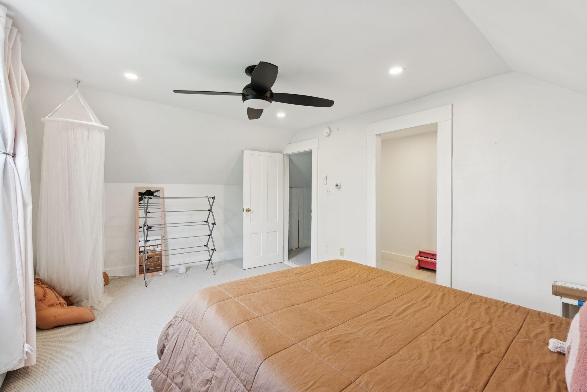 92 Pleasant Street