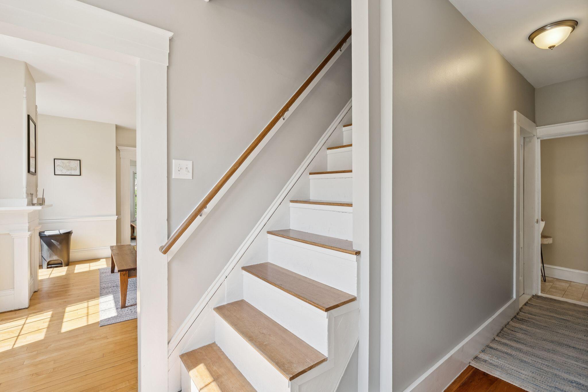 92 Pleasant Street