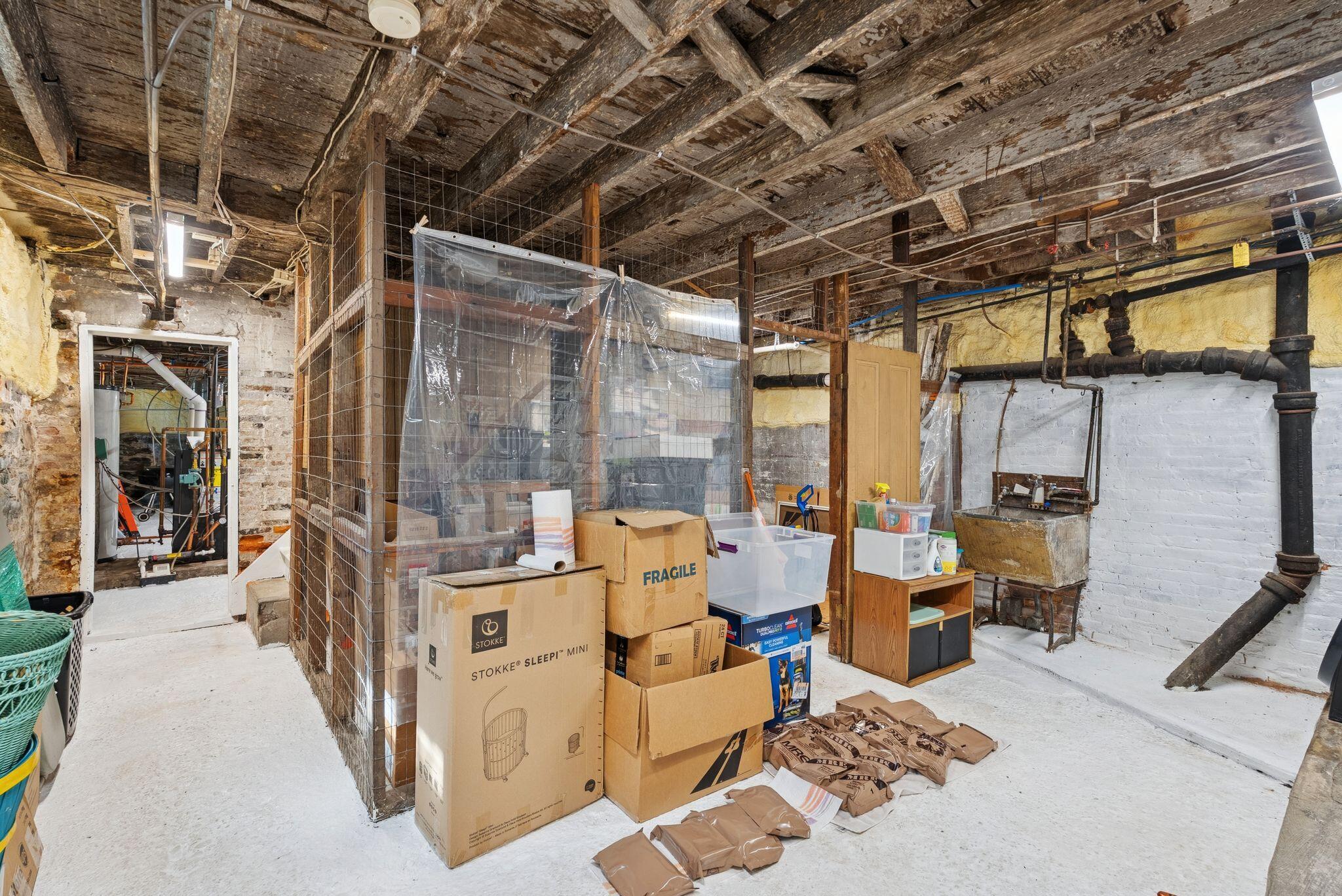 92 Pleasant Street