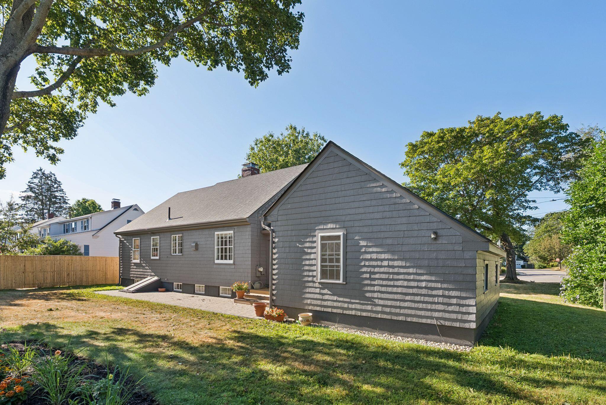 24 Bay View Drive