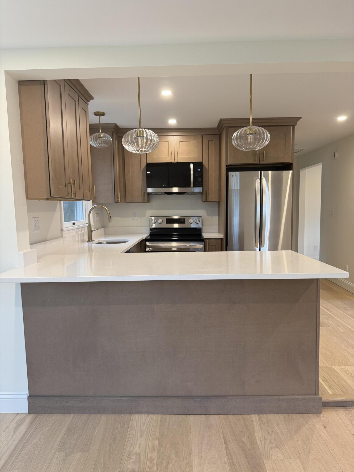 11 Stone Street, Saco