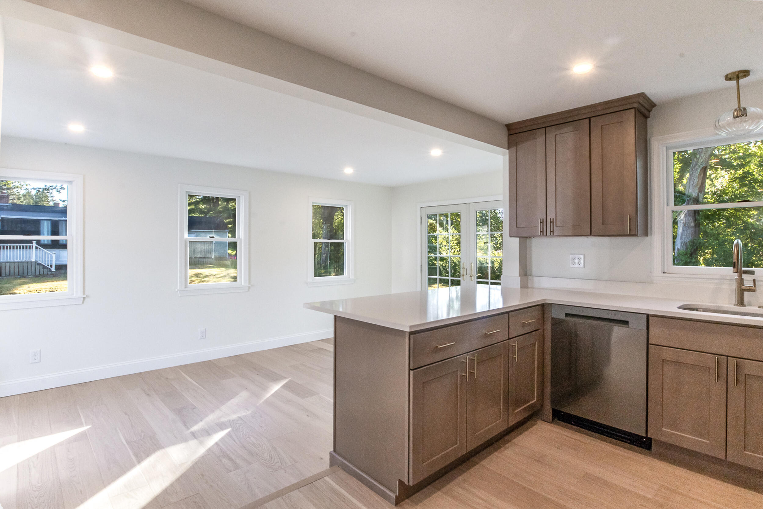 11 Stone Street, Saco