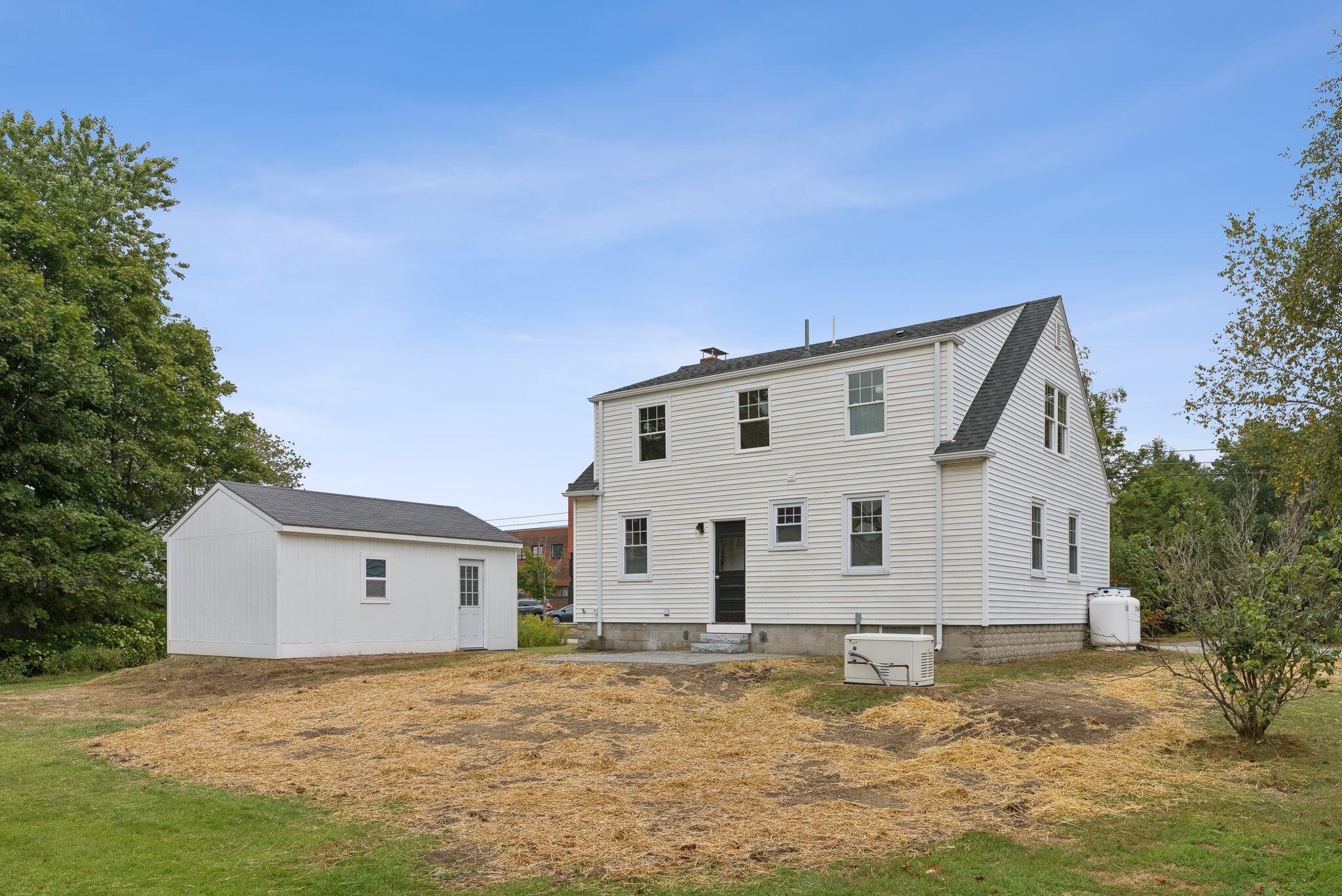 11 Westwood Avenue