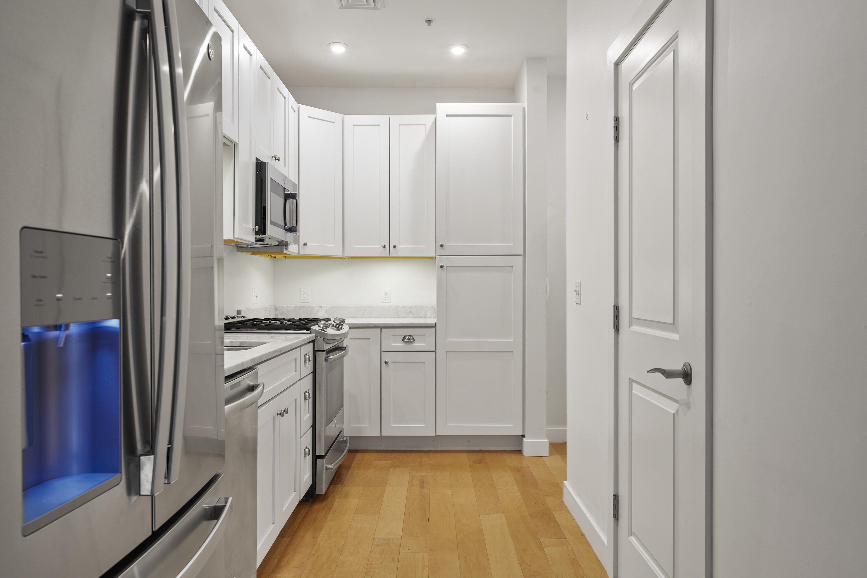 15 Middle Street 205