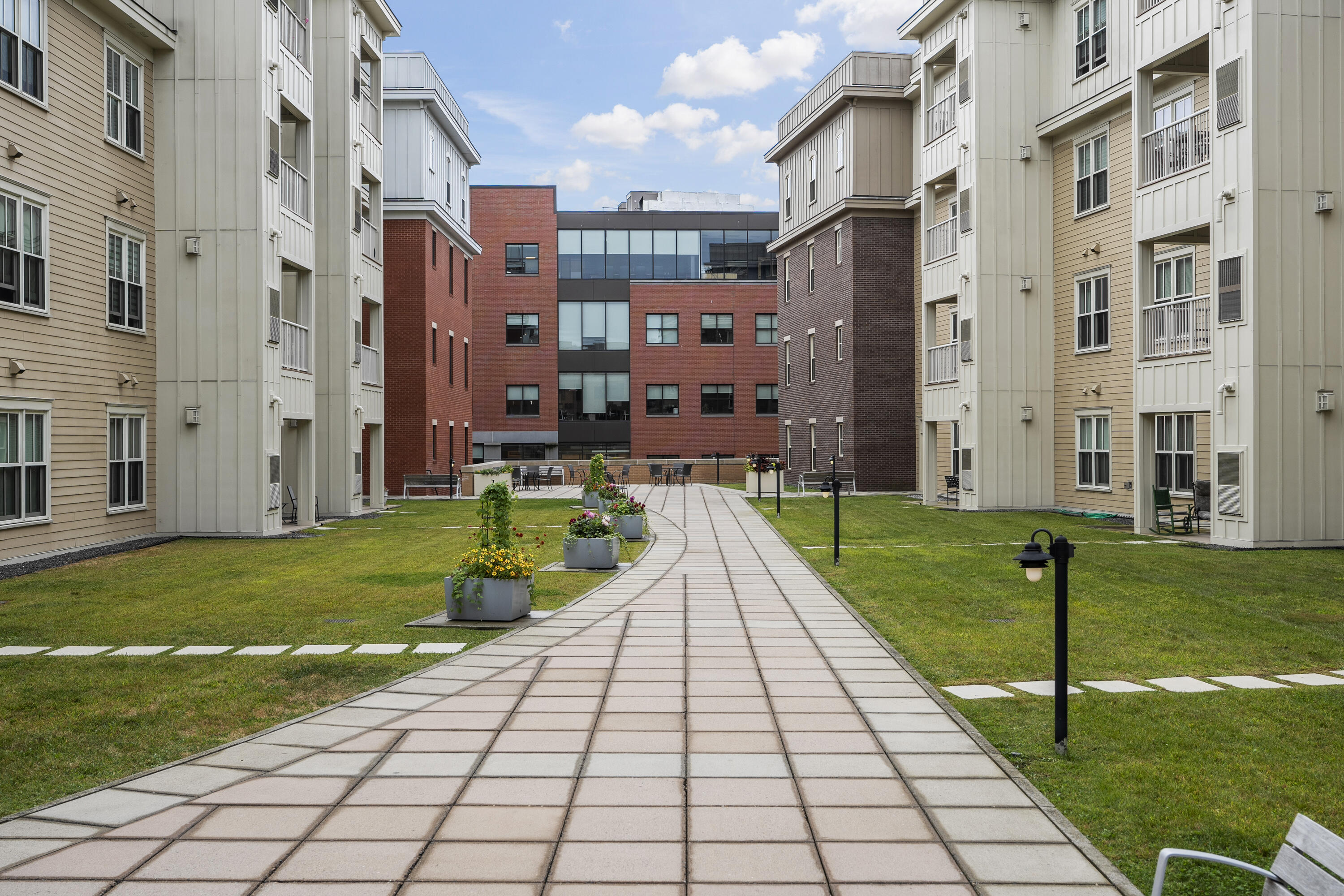 15 Middle Street 205