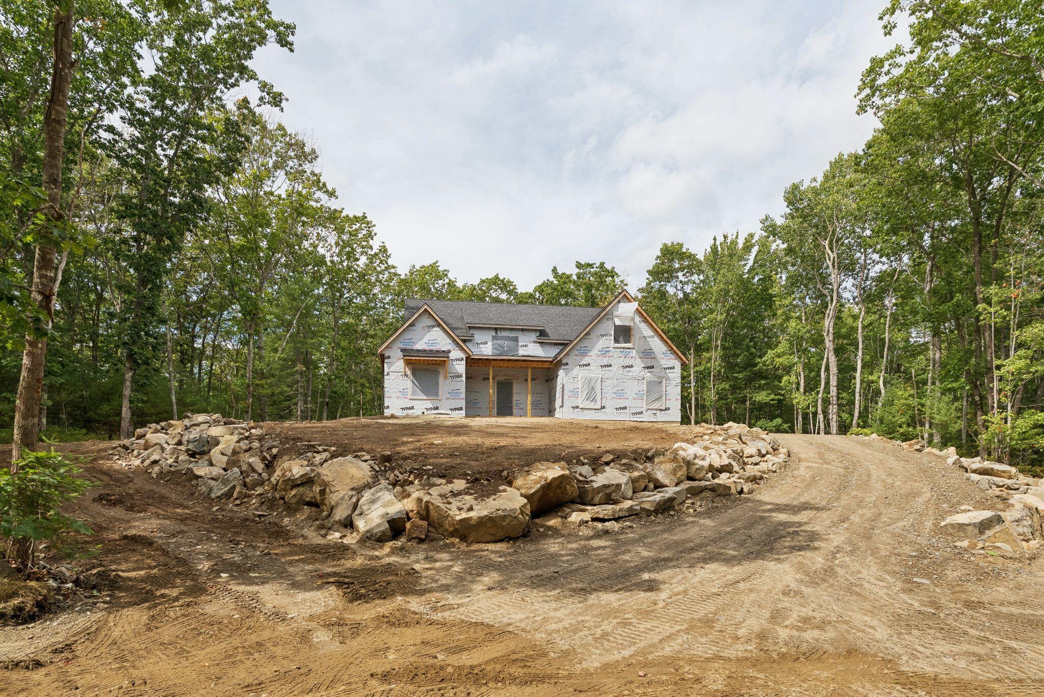36 Roberts Lane