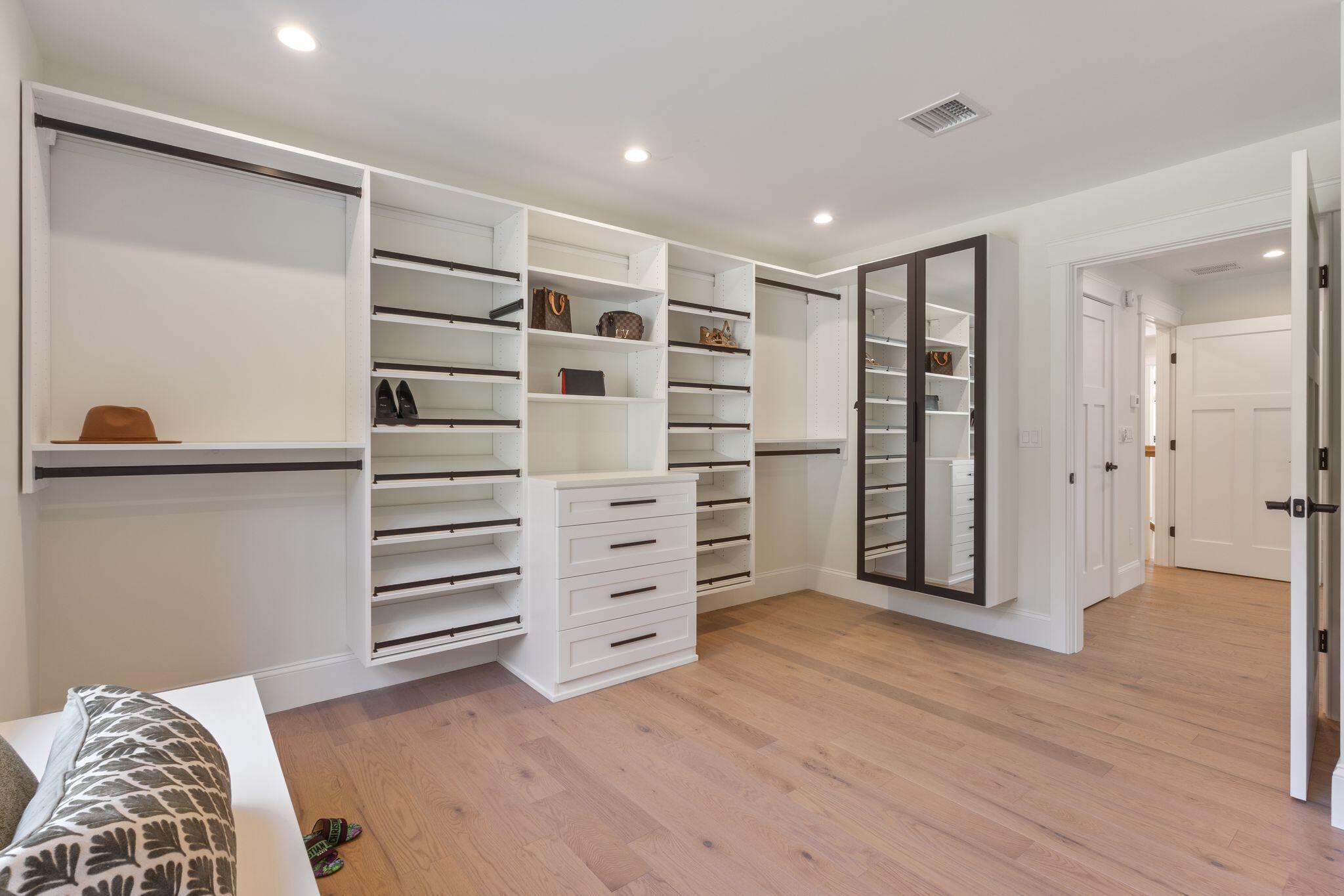 1010 Sawyer Road
