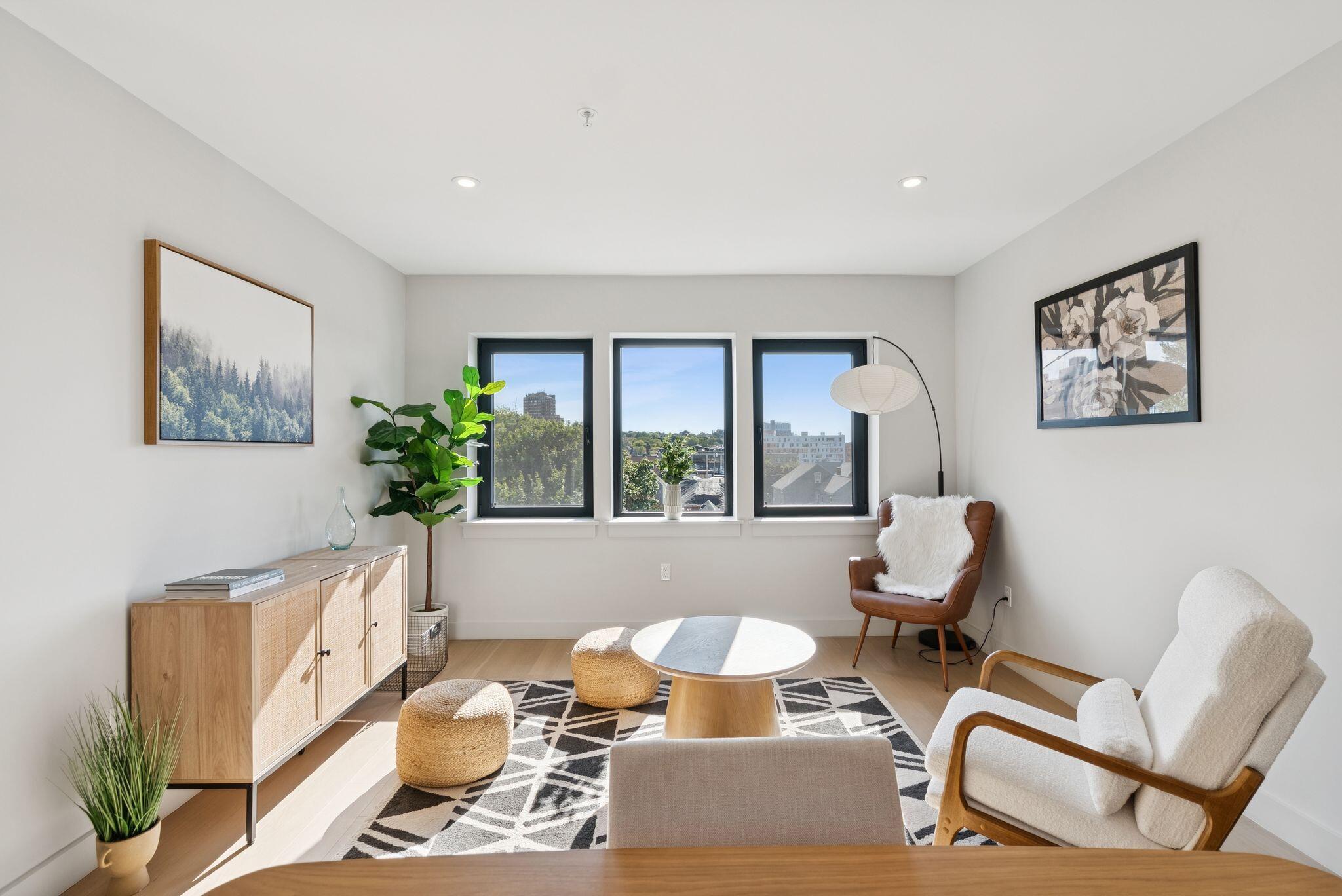 75 Chestnut Street, 503