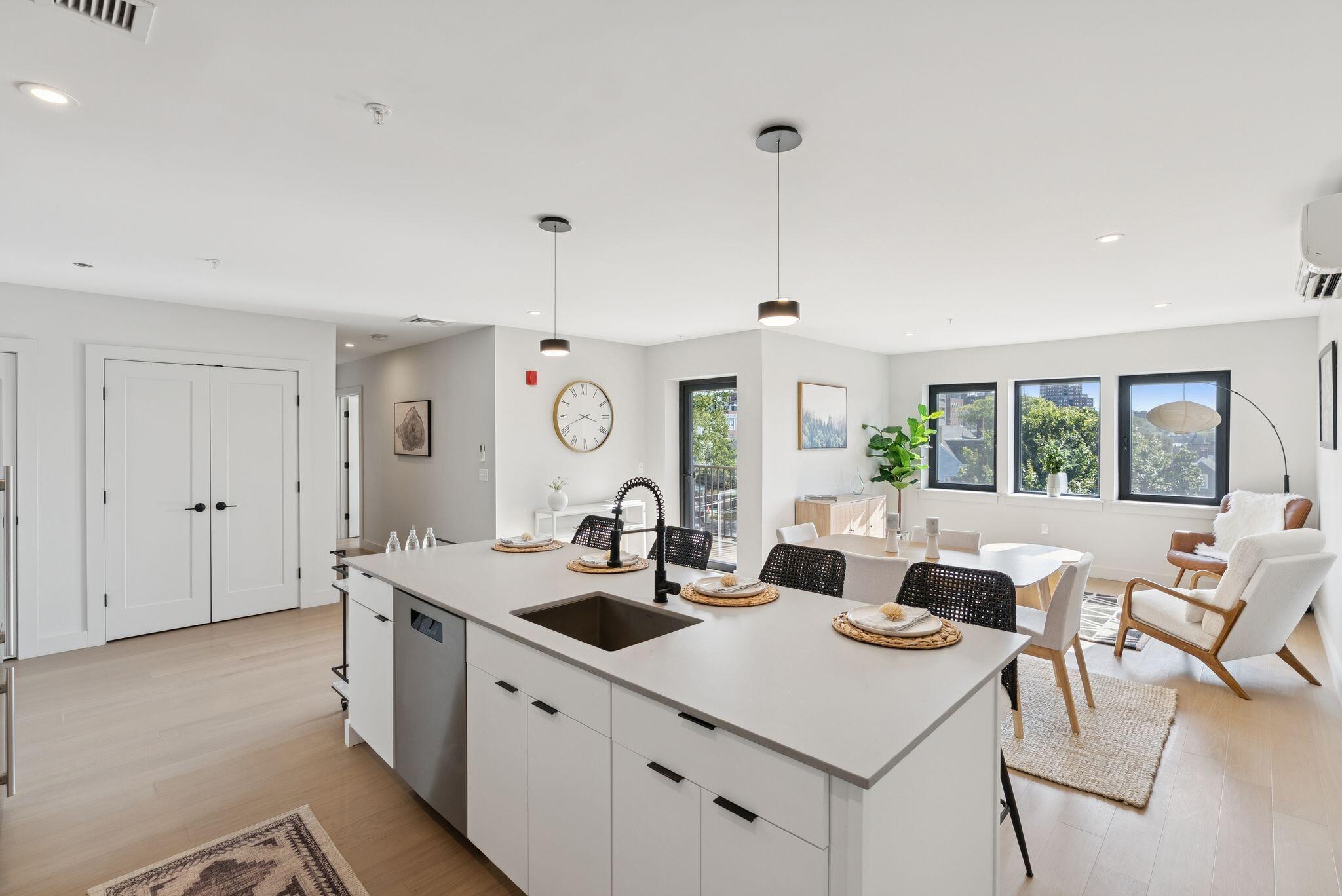 75 Chestnut Street, 503