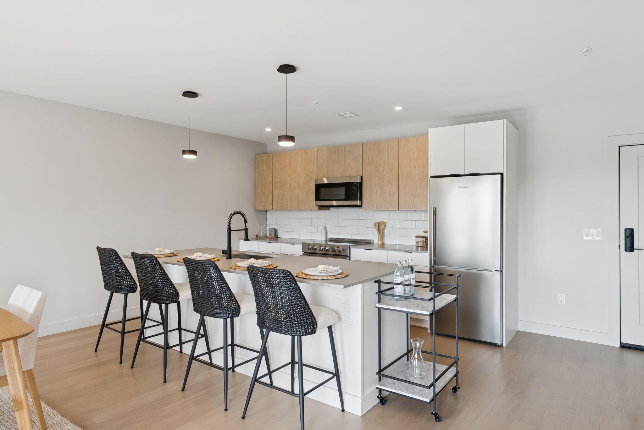75 Chestnut Street, 503