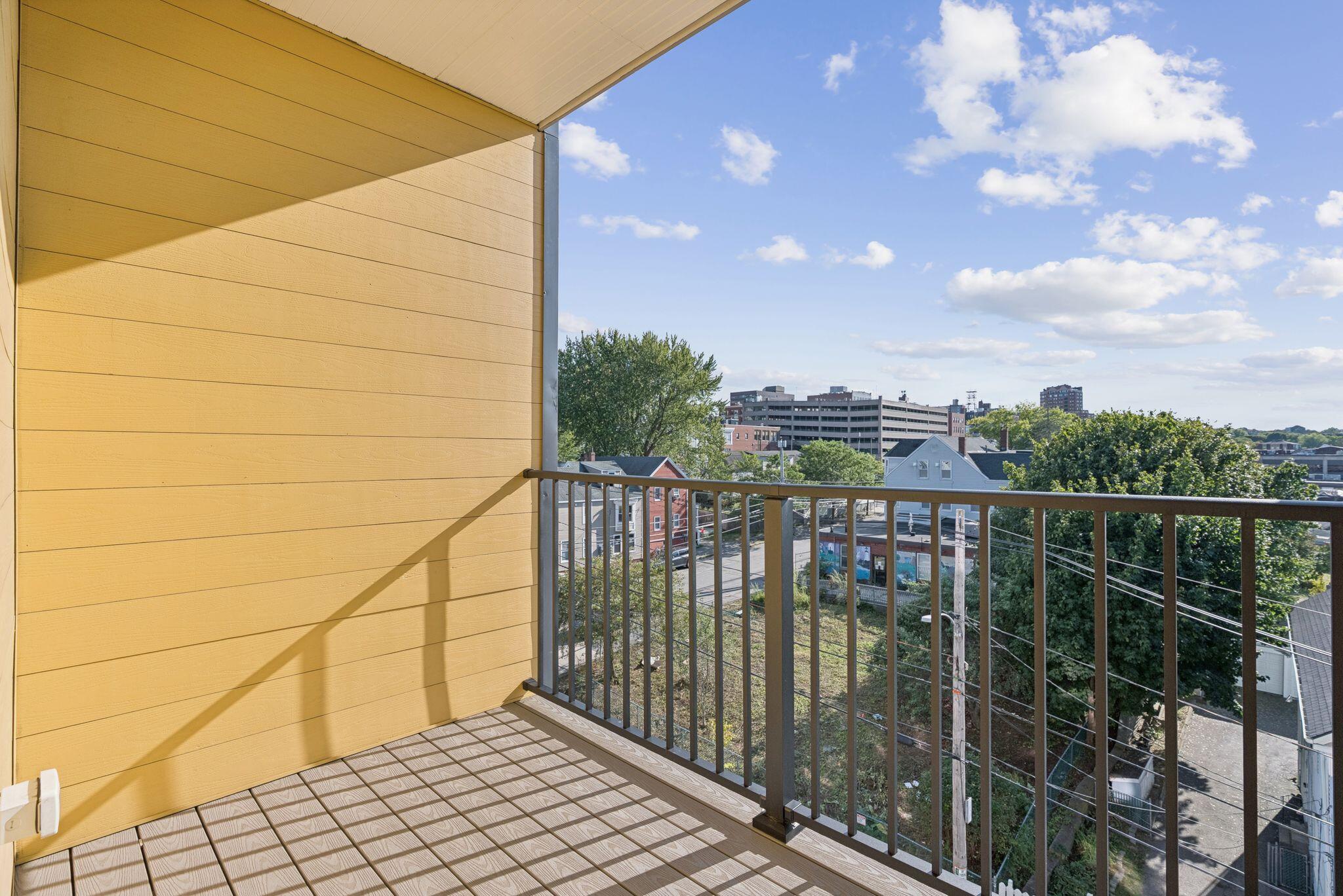 75 Chestnut Street, 503