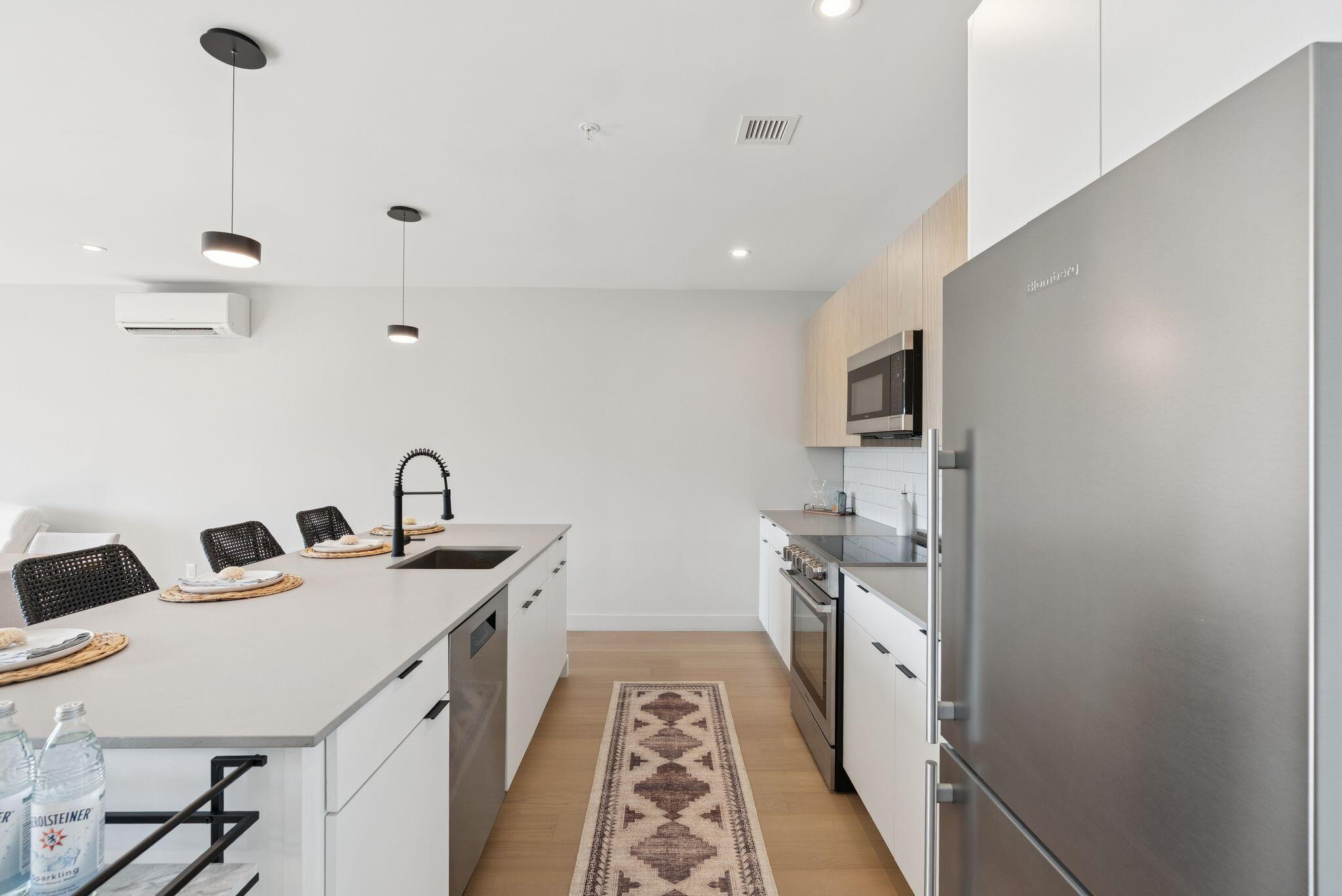 75 Chestnut Street, 503