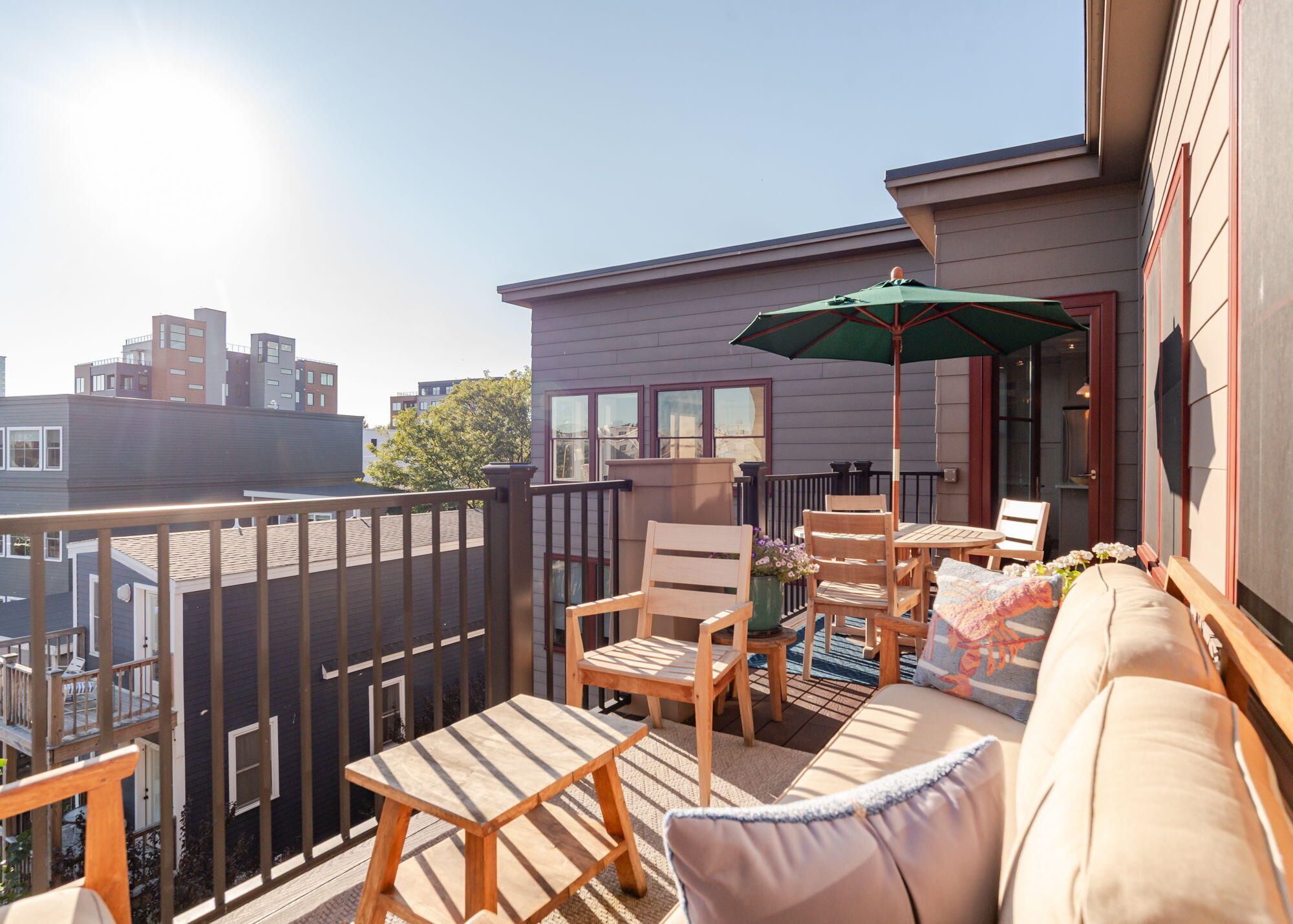 62 India Street, 408