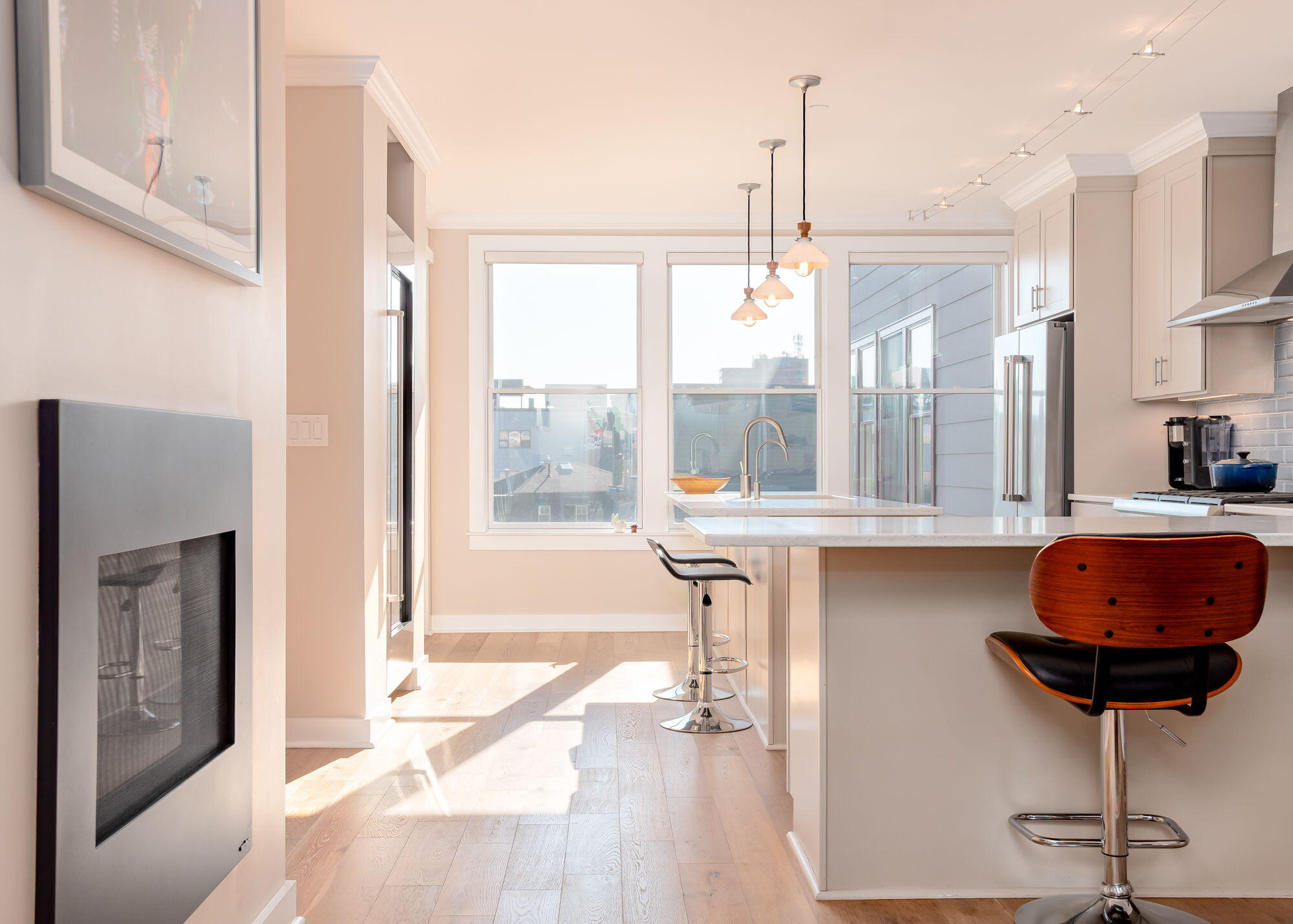 62 India Street, 408