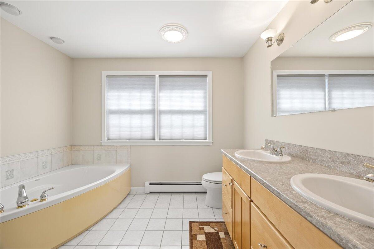 12 Sequoia Lane, Scarborough