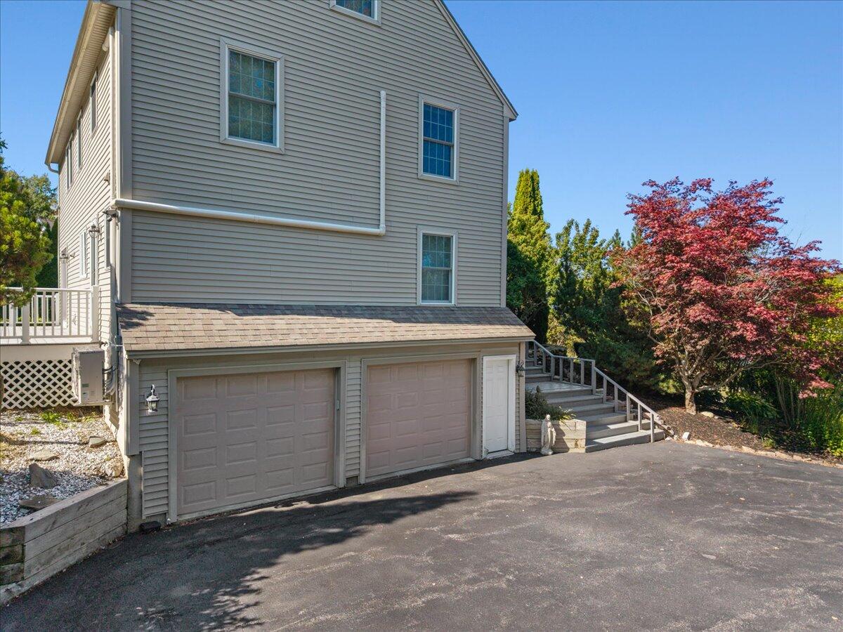 12 Sequoia Lane, Scarborough