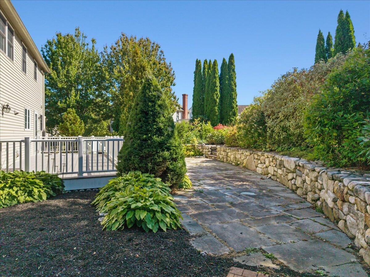 12 Sequoia Lane, Scarborough