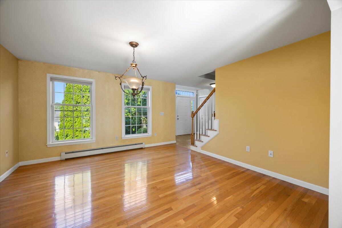 12 Sequoia Lane, Scarborough