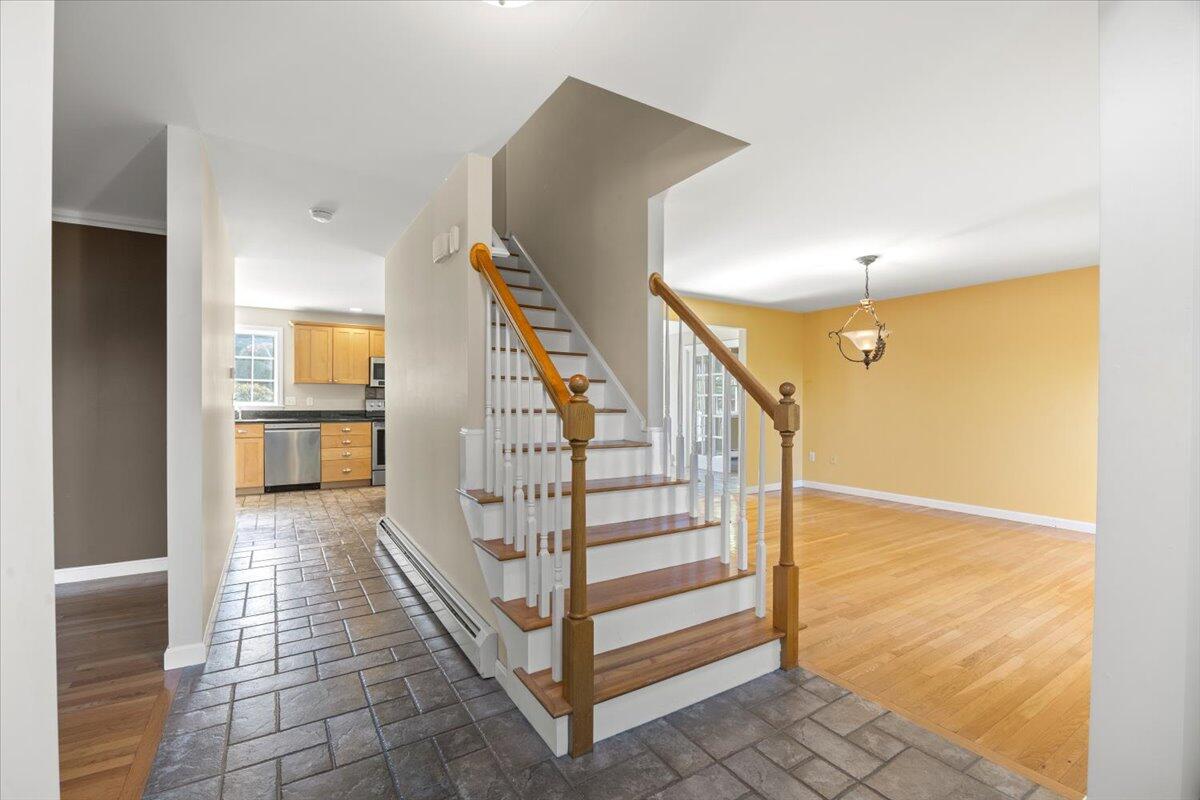 12 Sequoia Lane, Scarborough