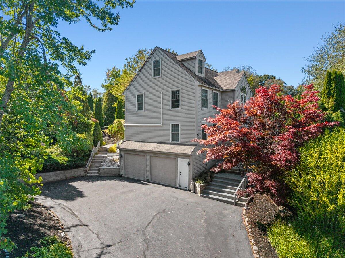 12 Sequoia Lane, Scarborough