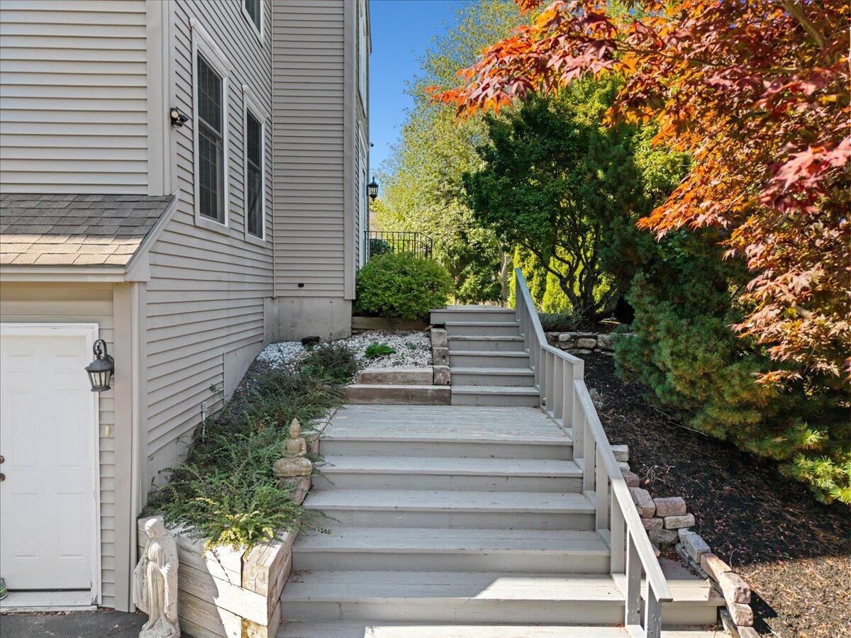 12 Sequoia Lane, Scarborough