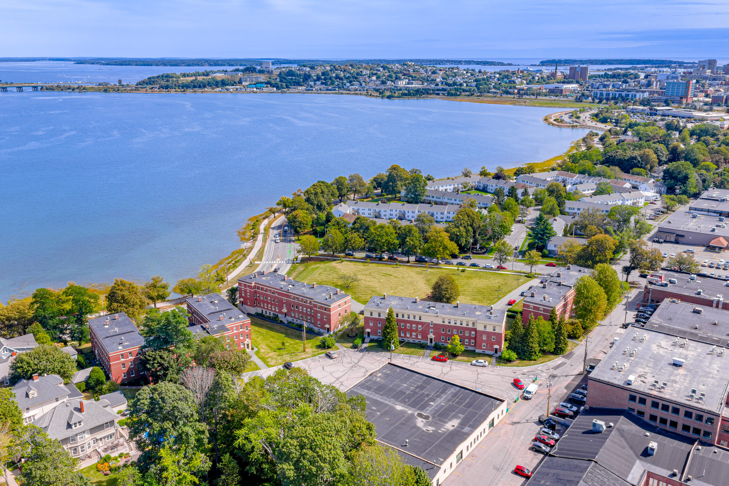 290 Baxter Boulevard, B1