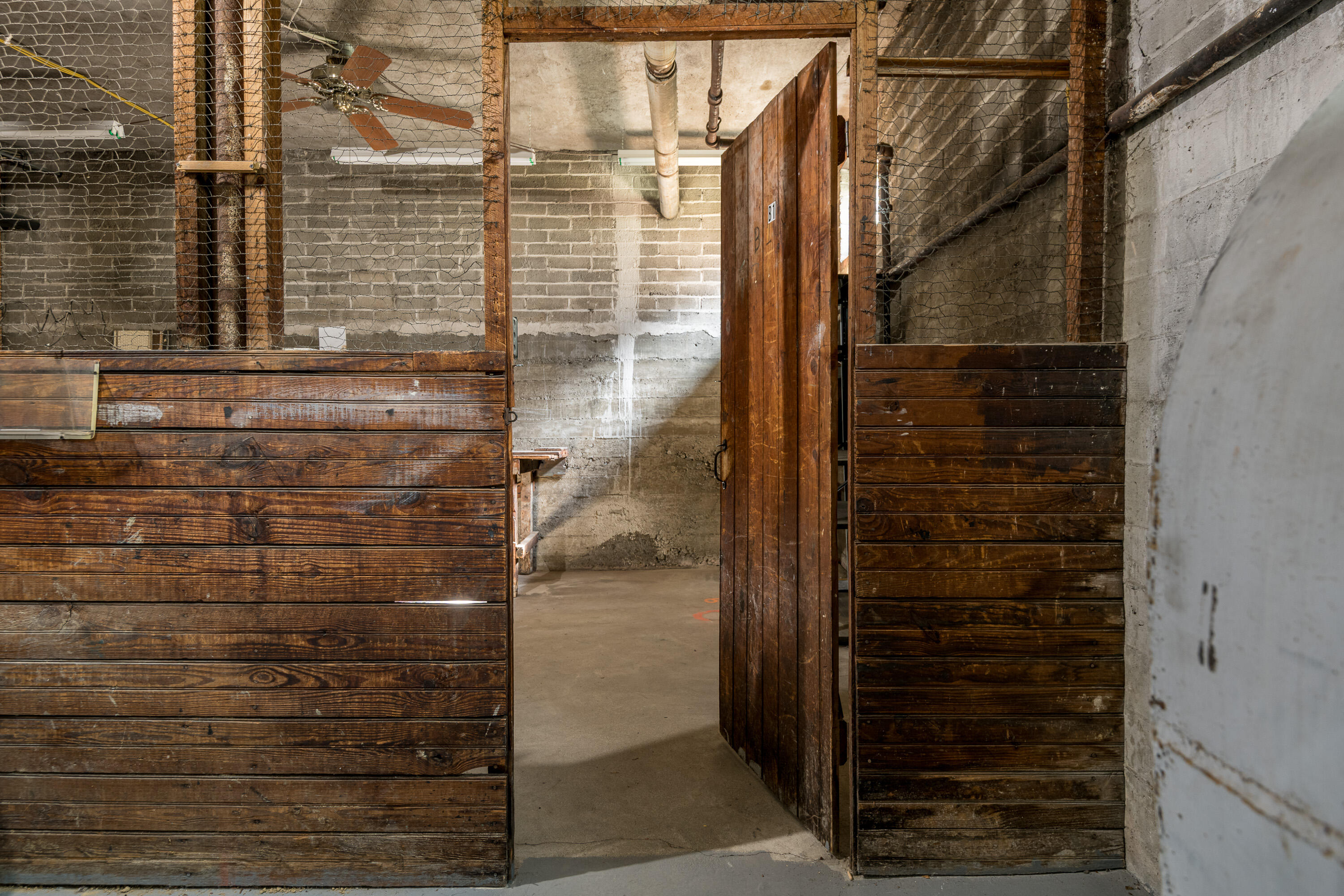 290 Baxter Boulevard, B1