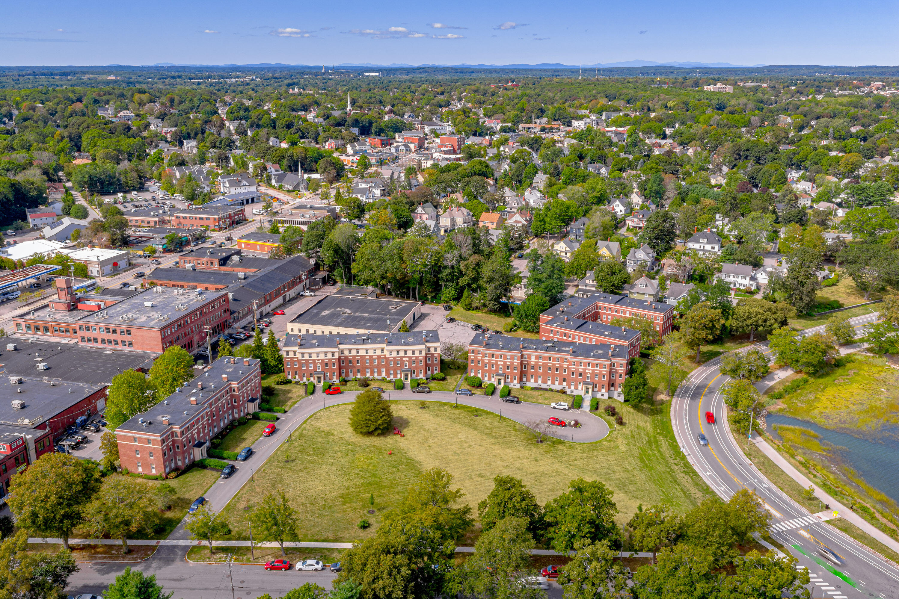 290 Baxter Boulevard, B1