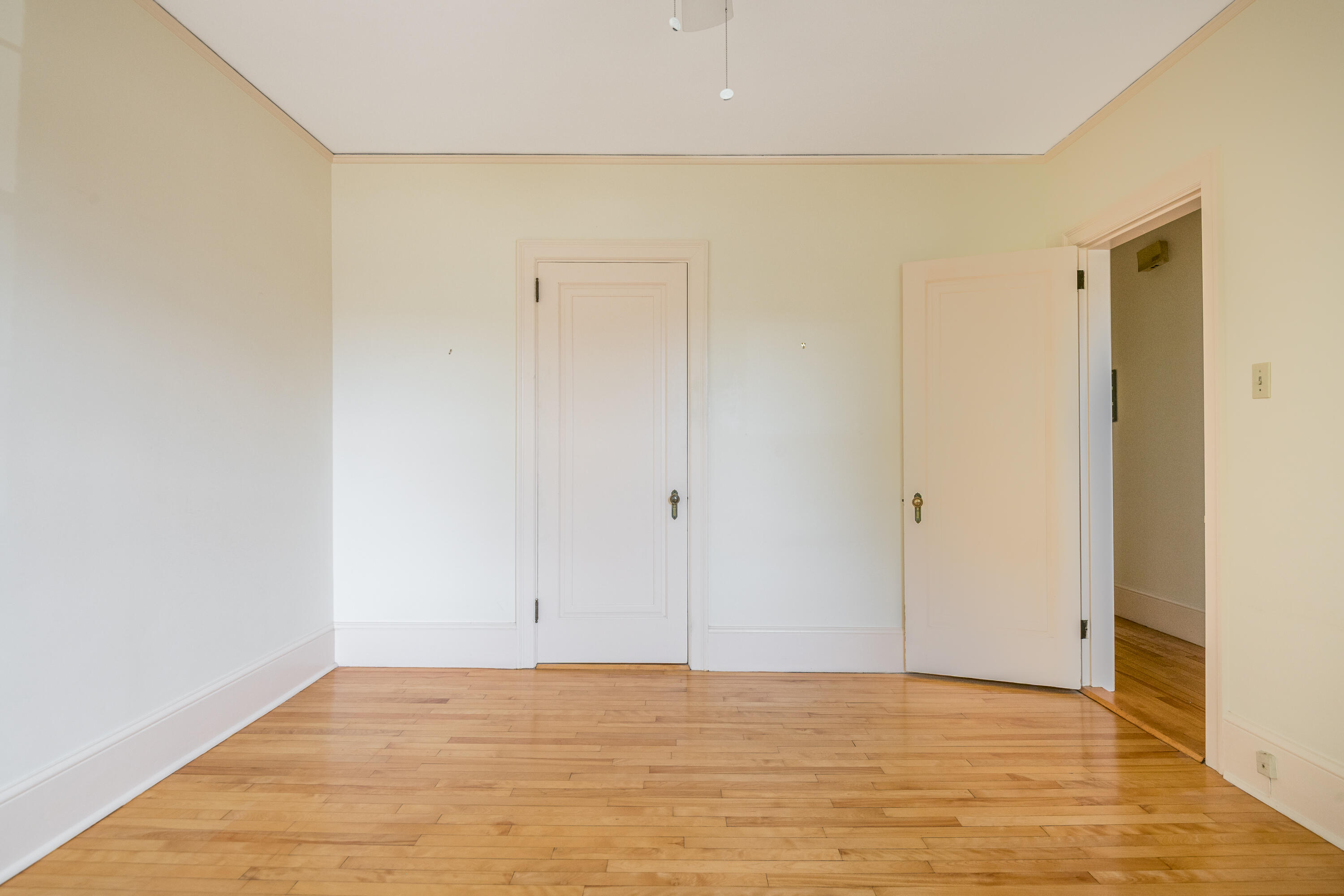 290 Baxter Boulevard, B1