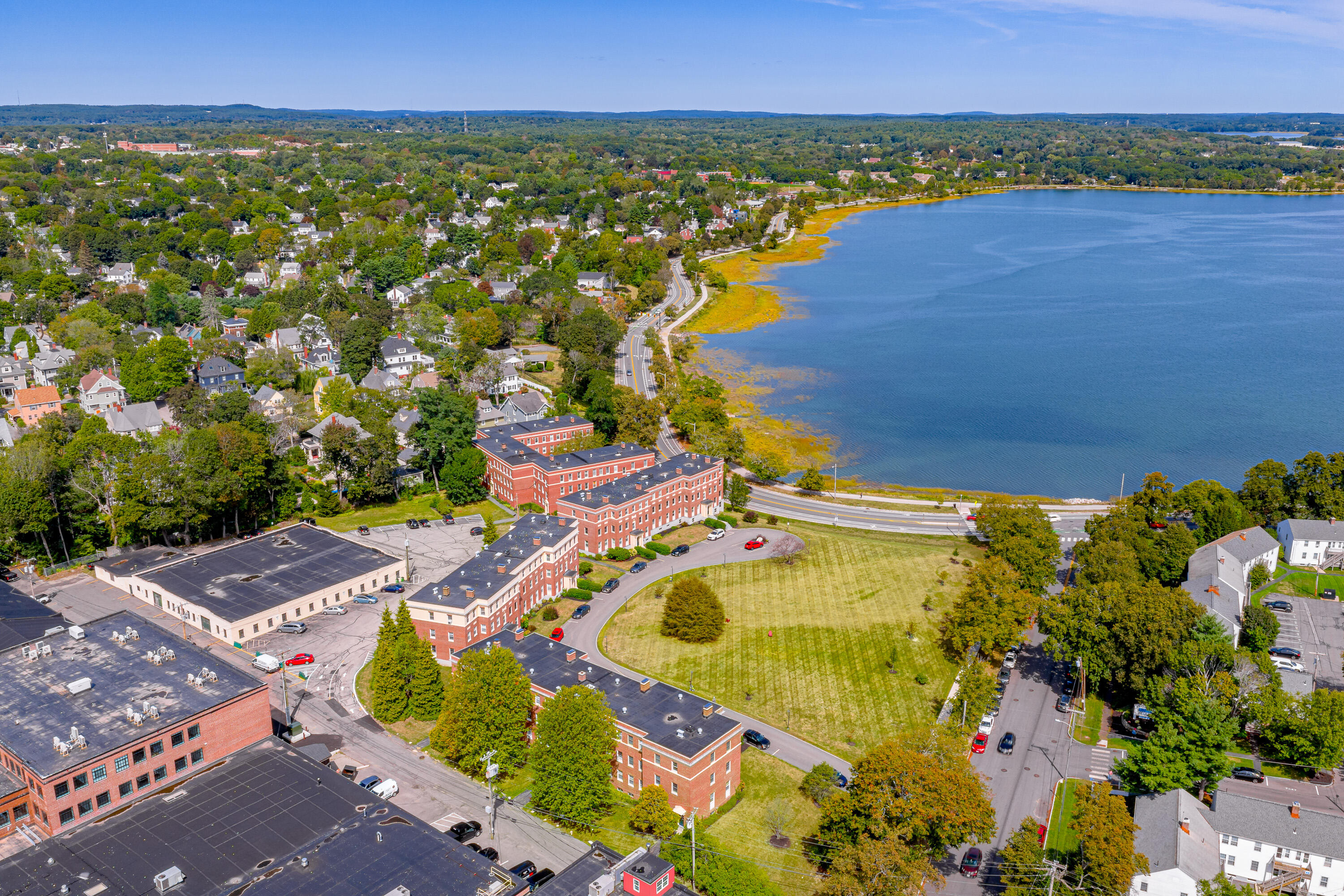 290 Baxter Boulevard, B1