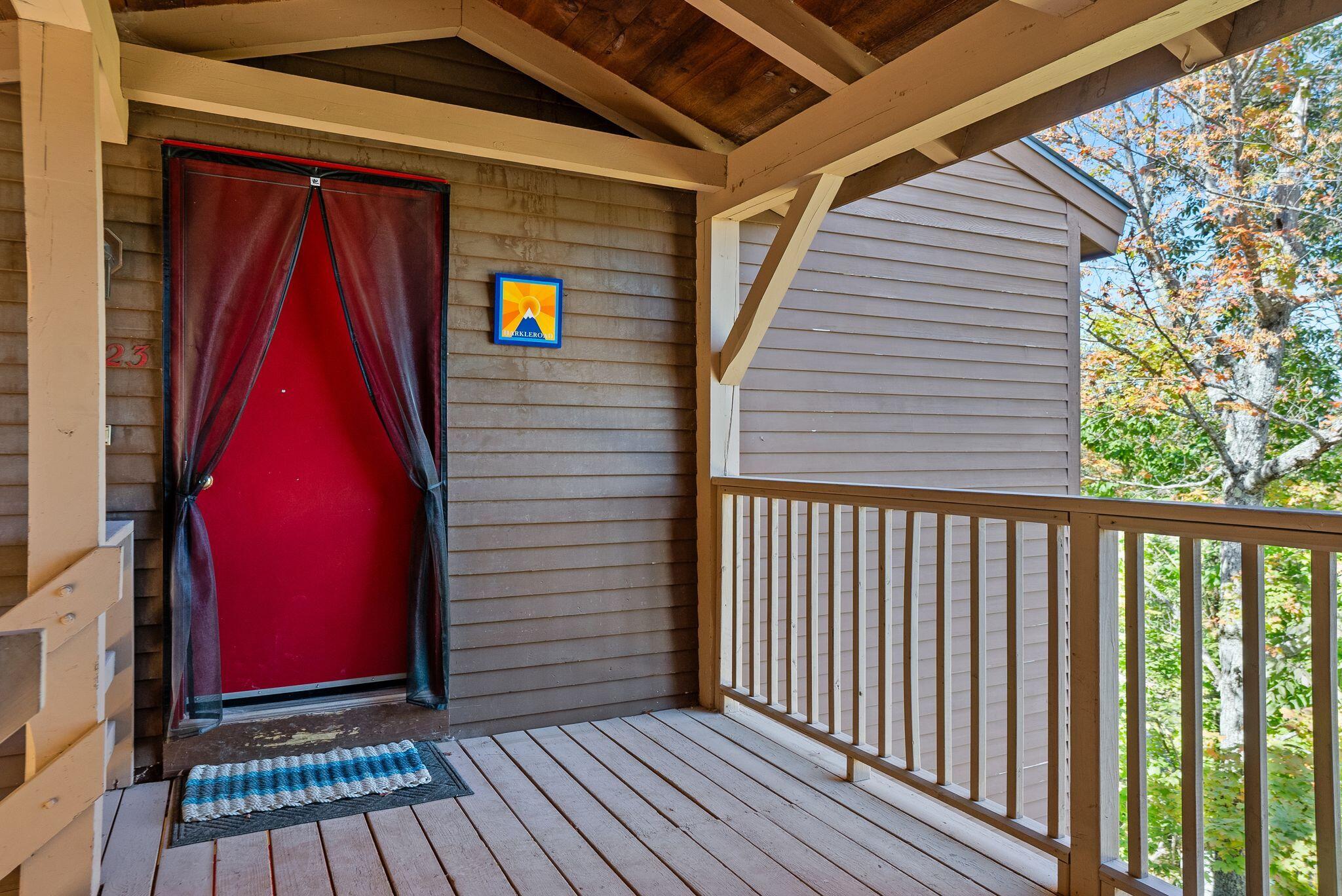 723 Webber Street, 723