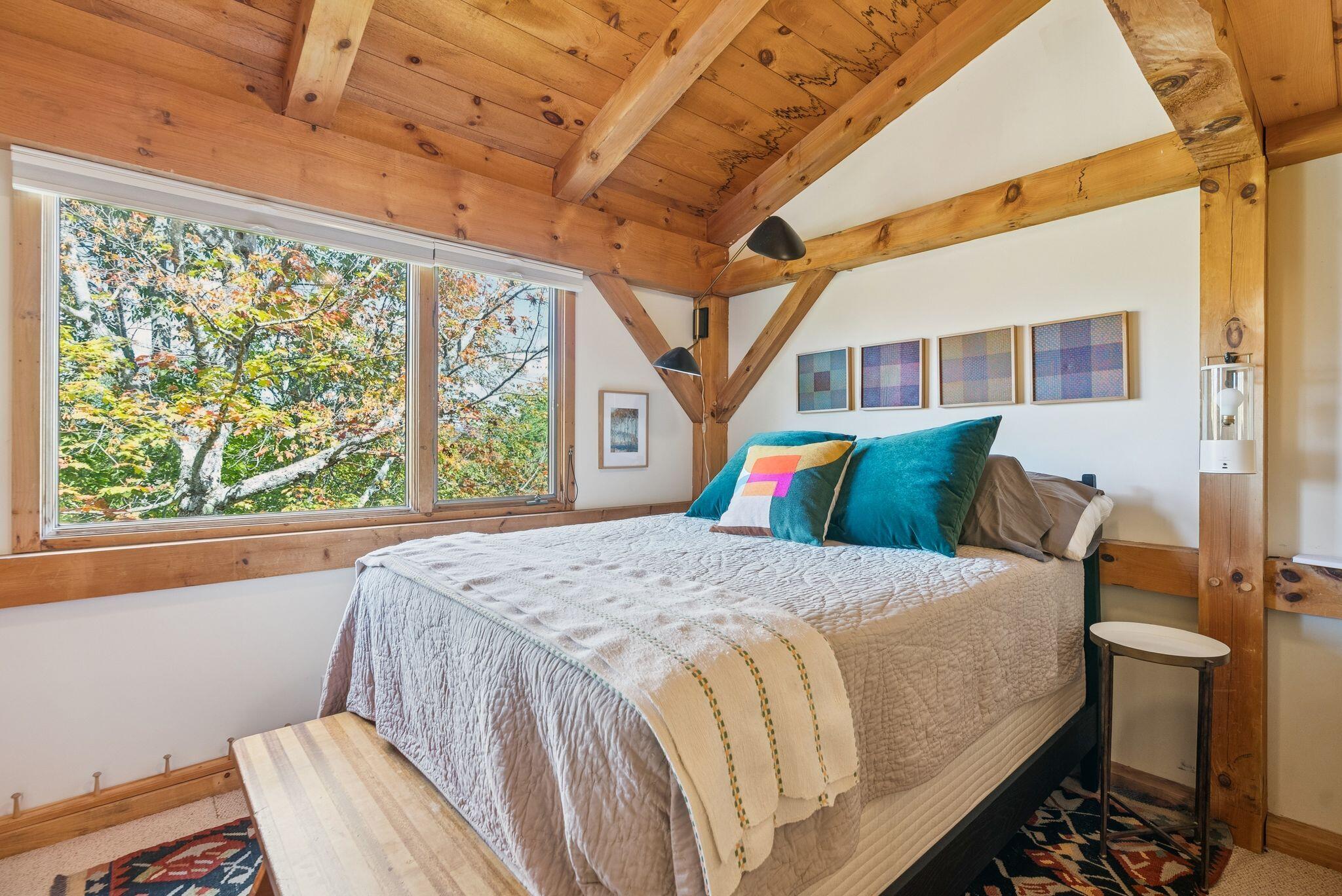 723 Webber Street, 723