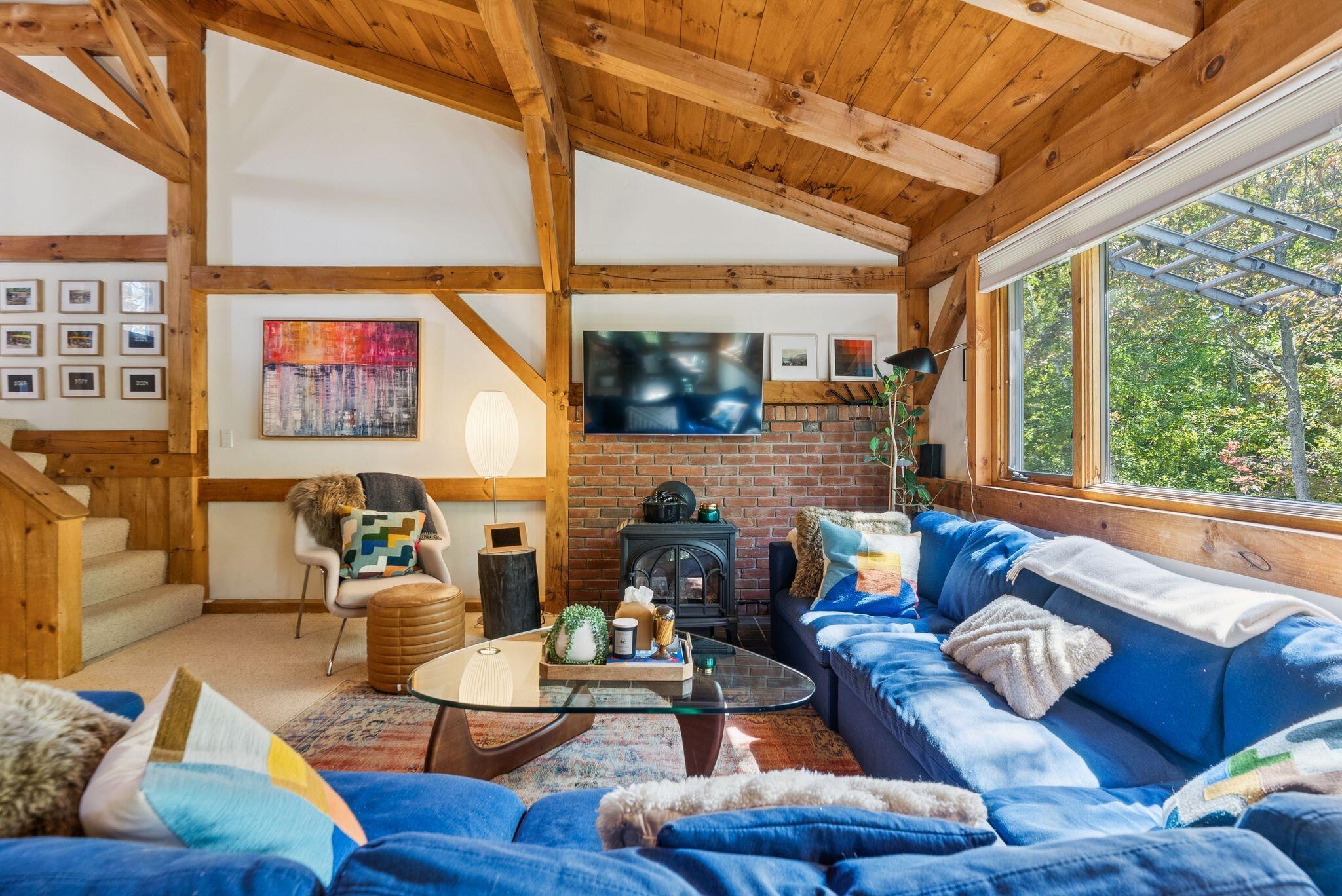 723 Webber Street, 723