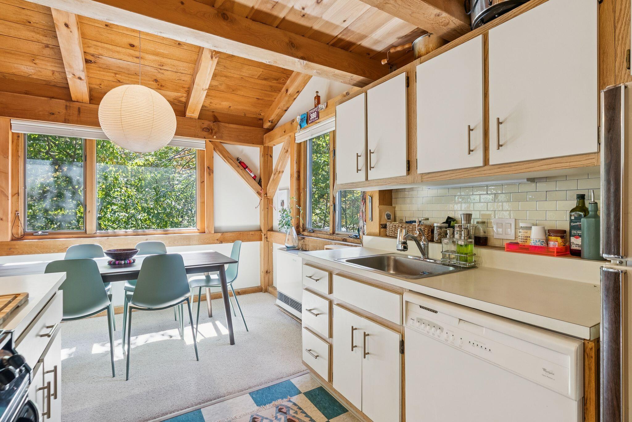 723 Webber Street, 723