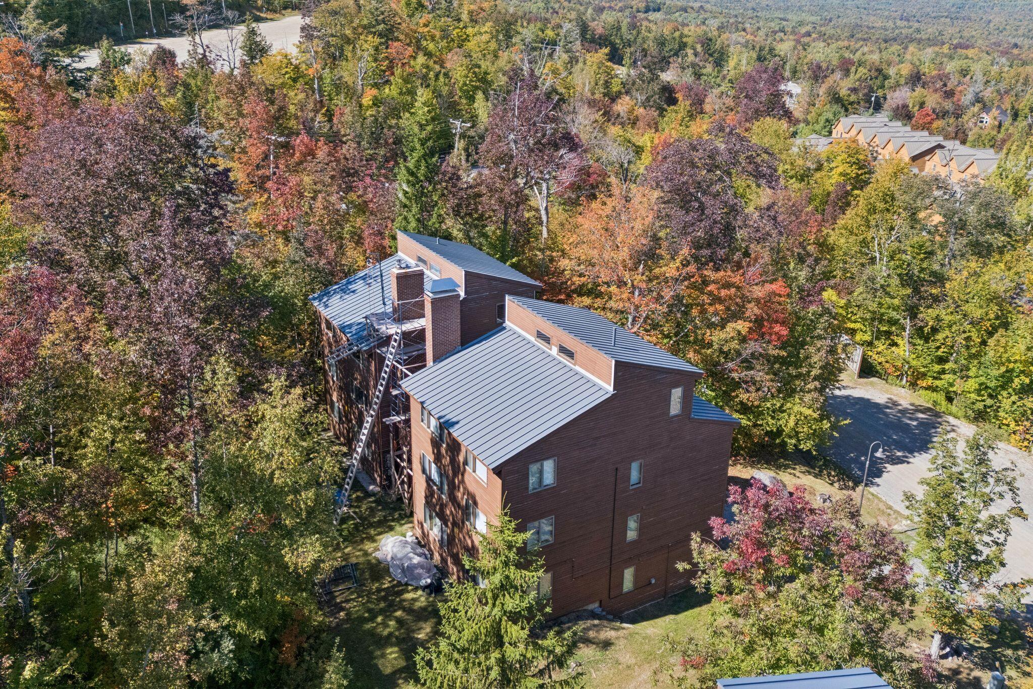 723 Webber Street, 723
