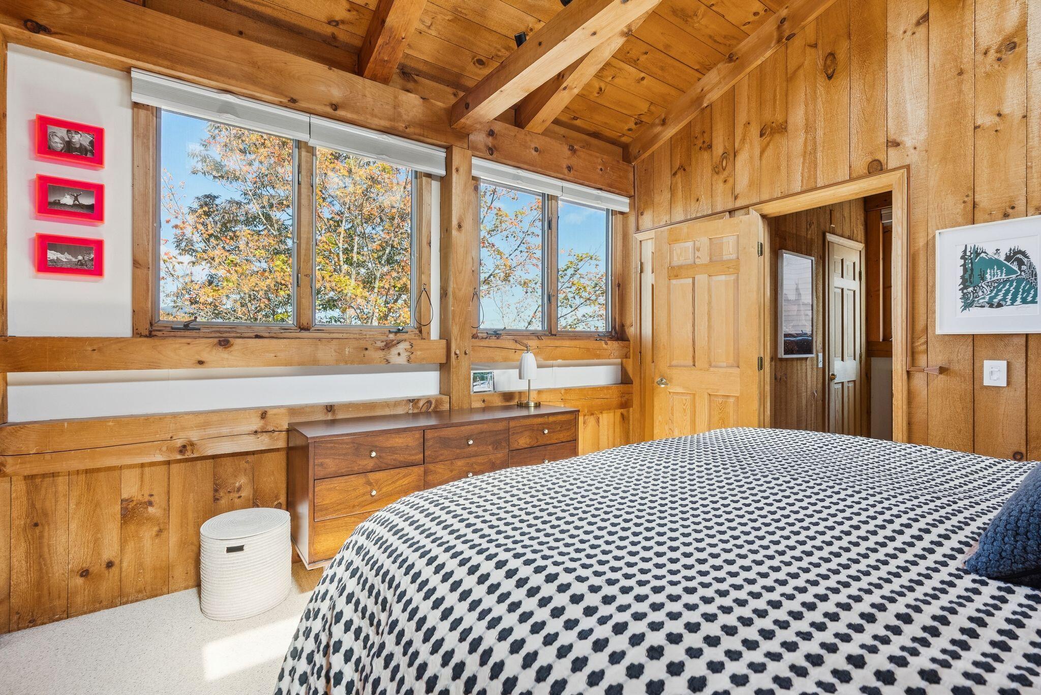 723 Webber Street, 723