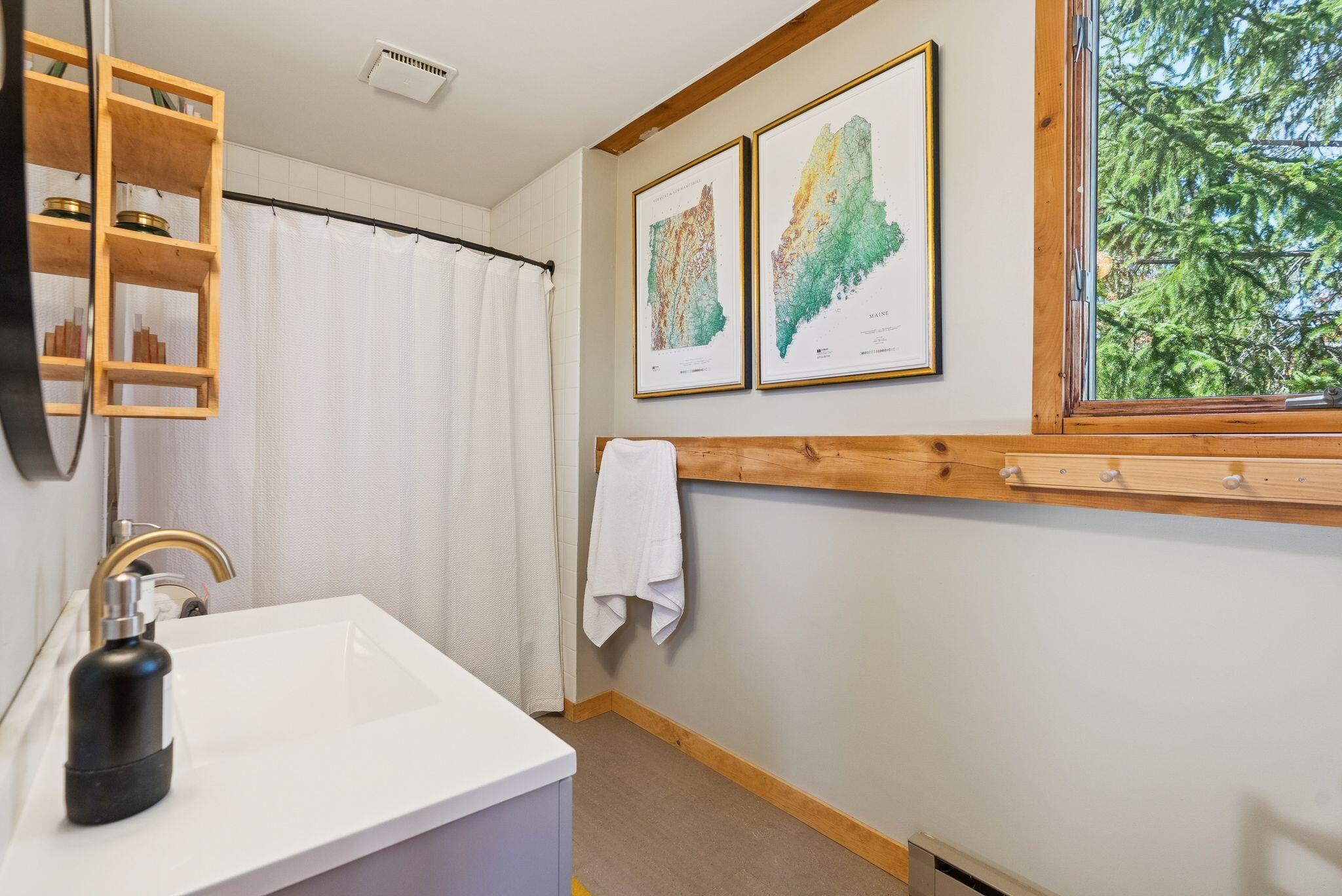 723 Webber Street, 723