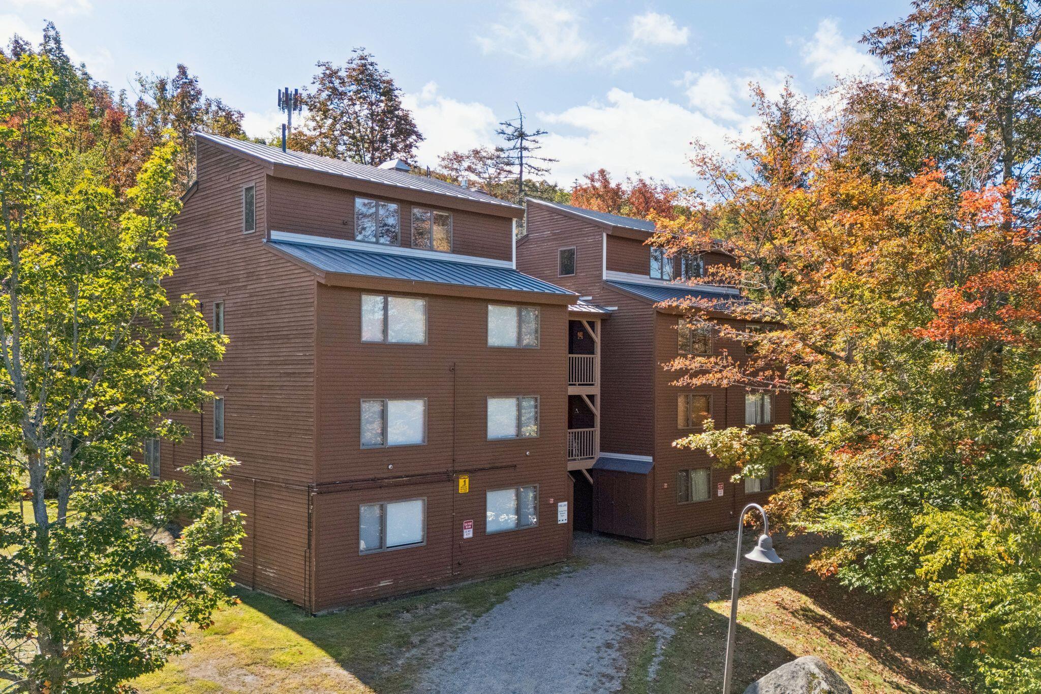 723 Webber Street, 723