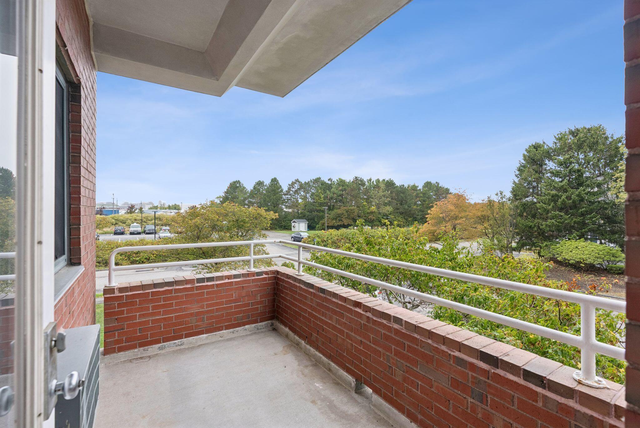 148 Breakwater Drive, 206