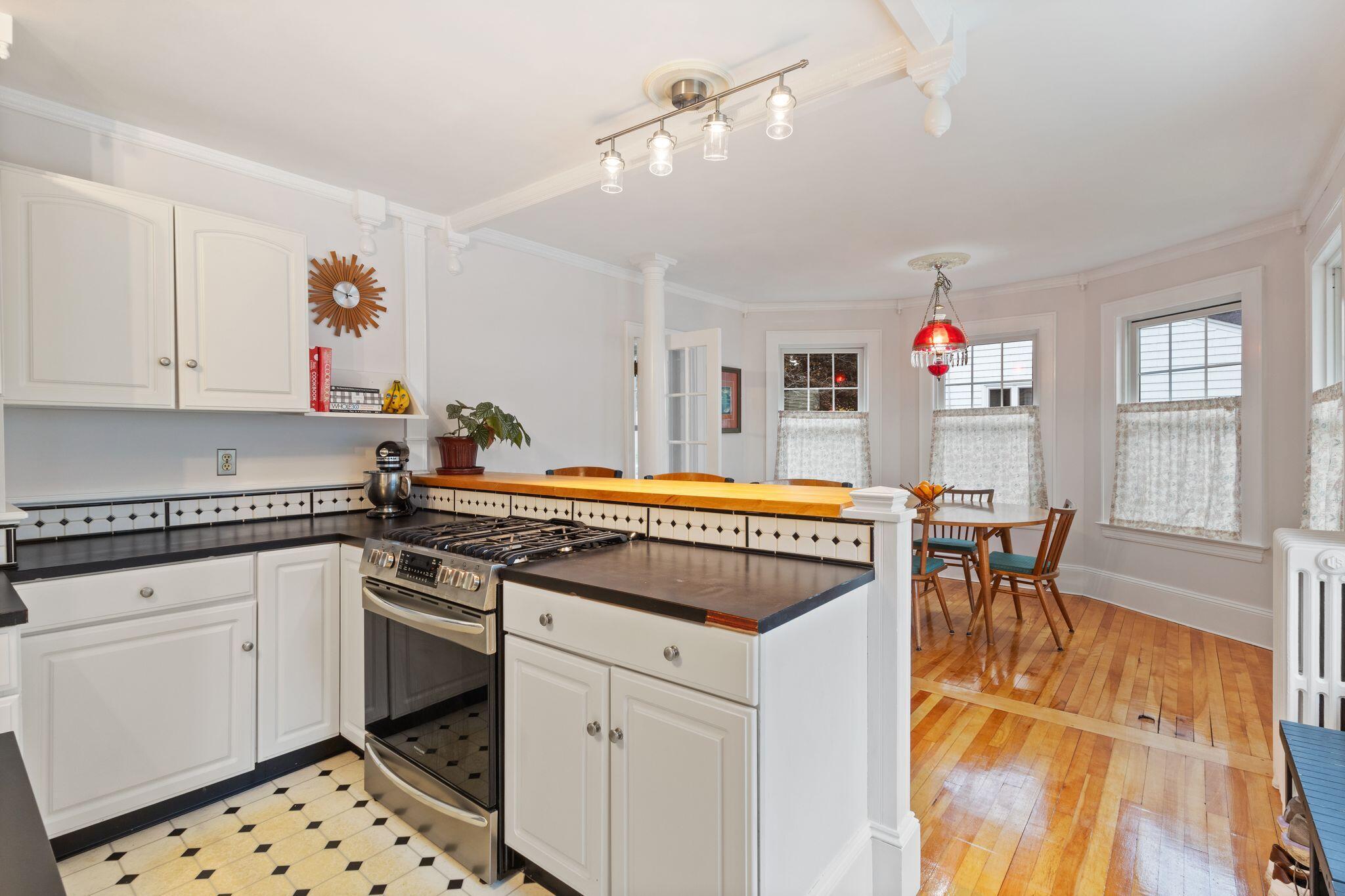 61 Noyes Street, Portland