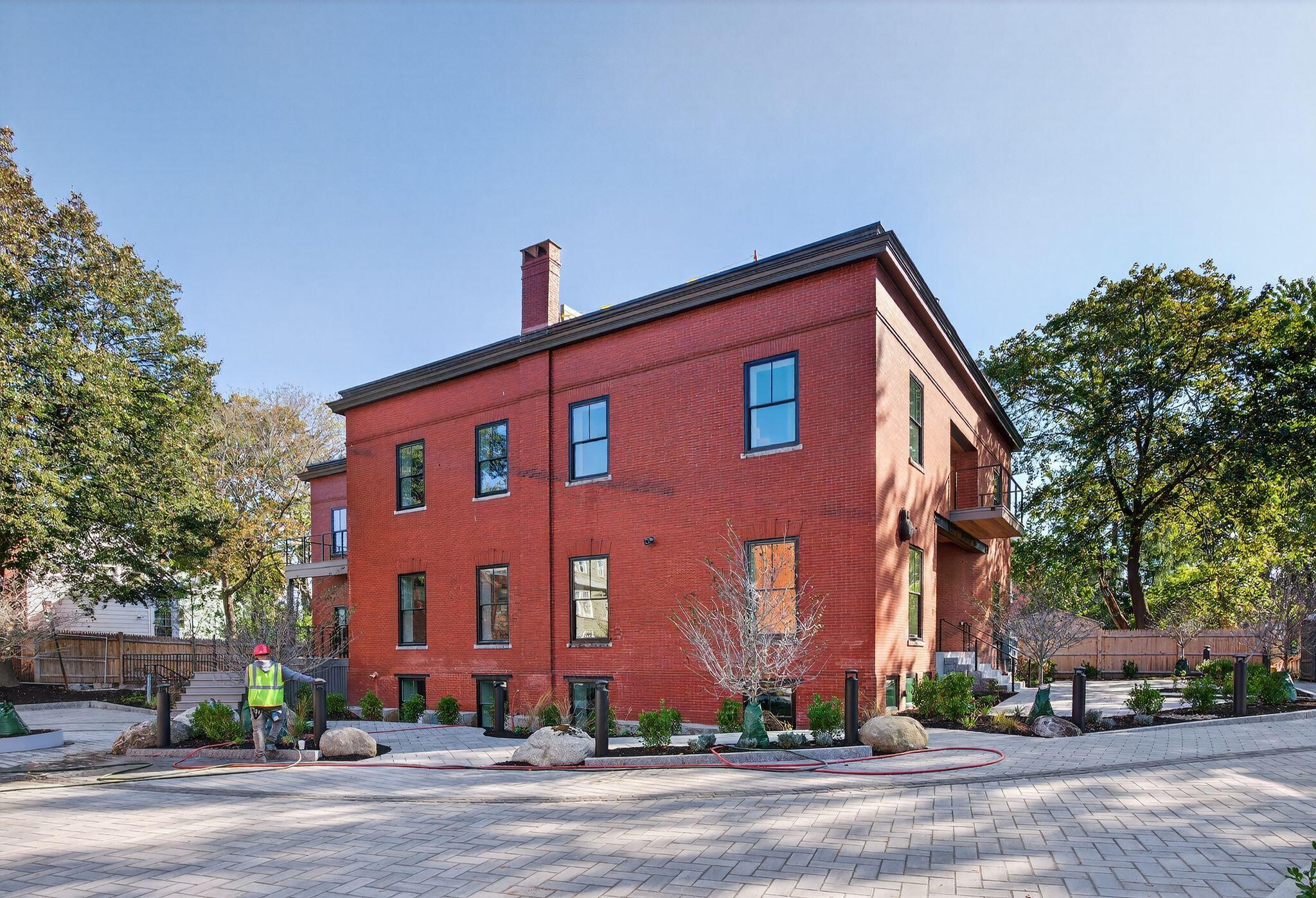 53 Carleton Street, 1