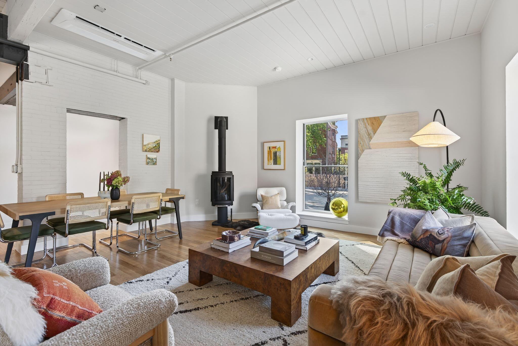 53 Carleton Street, 1