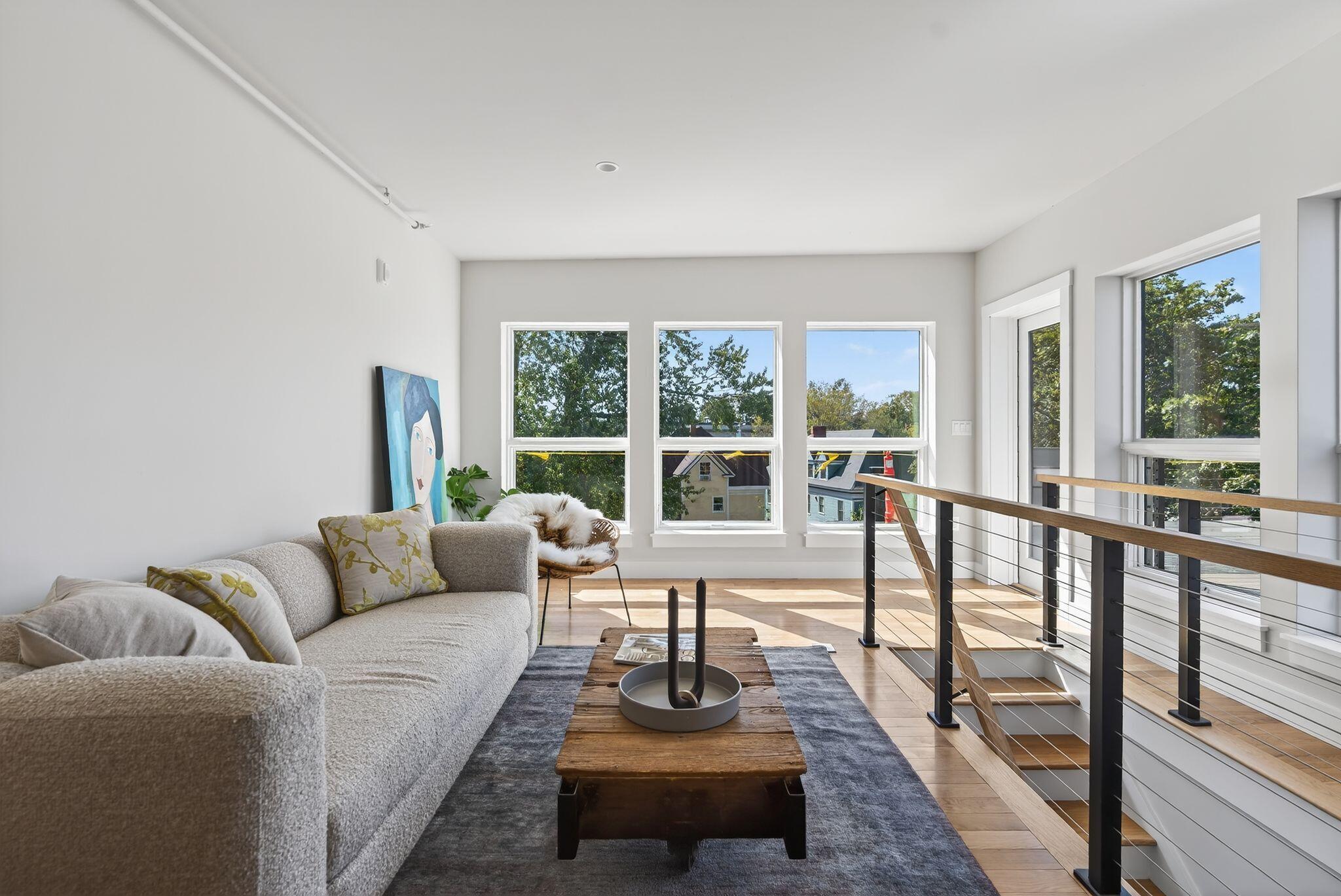 53 Carleton Street, 1