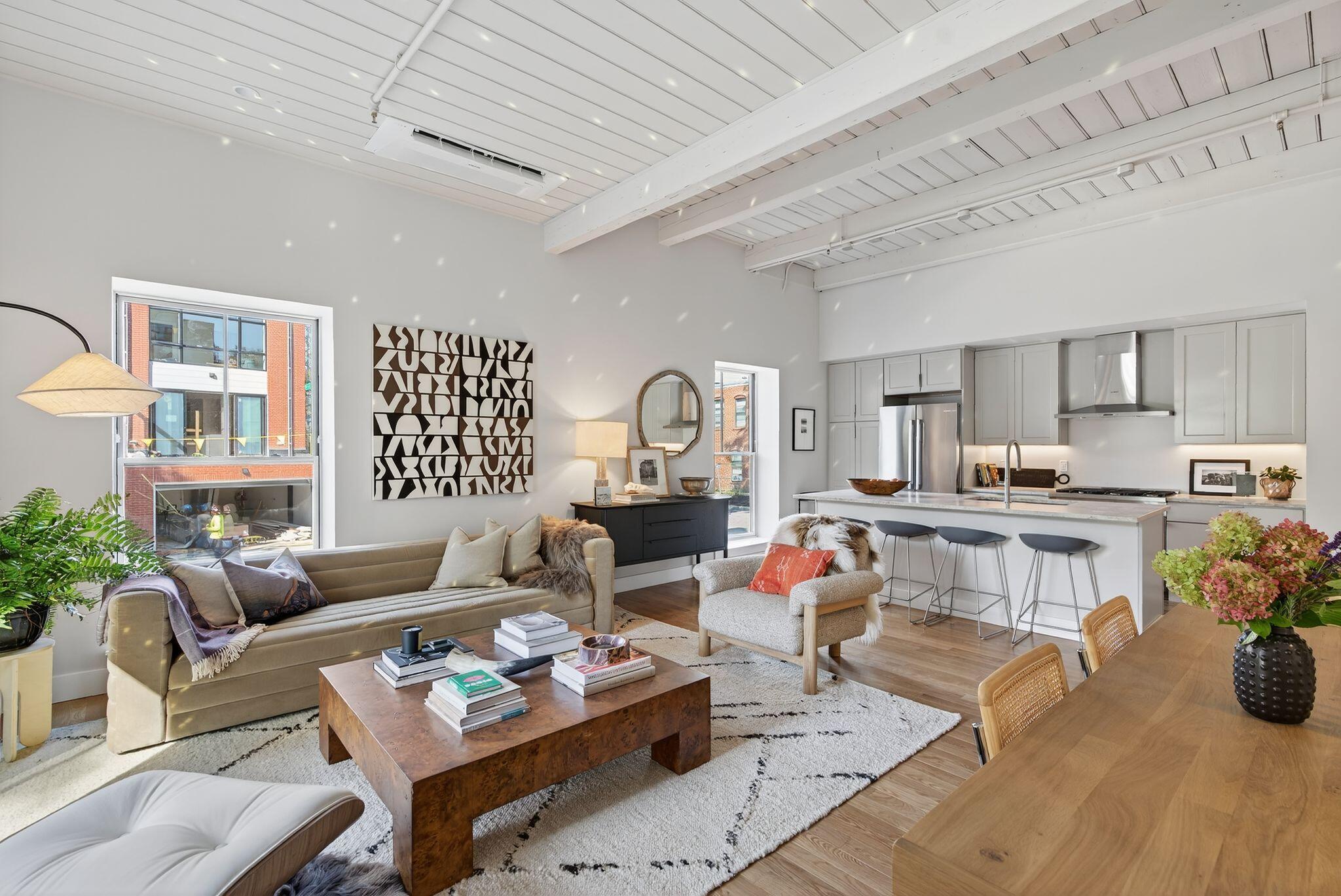 53 Carleton Street, 1