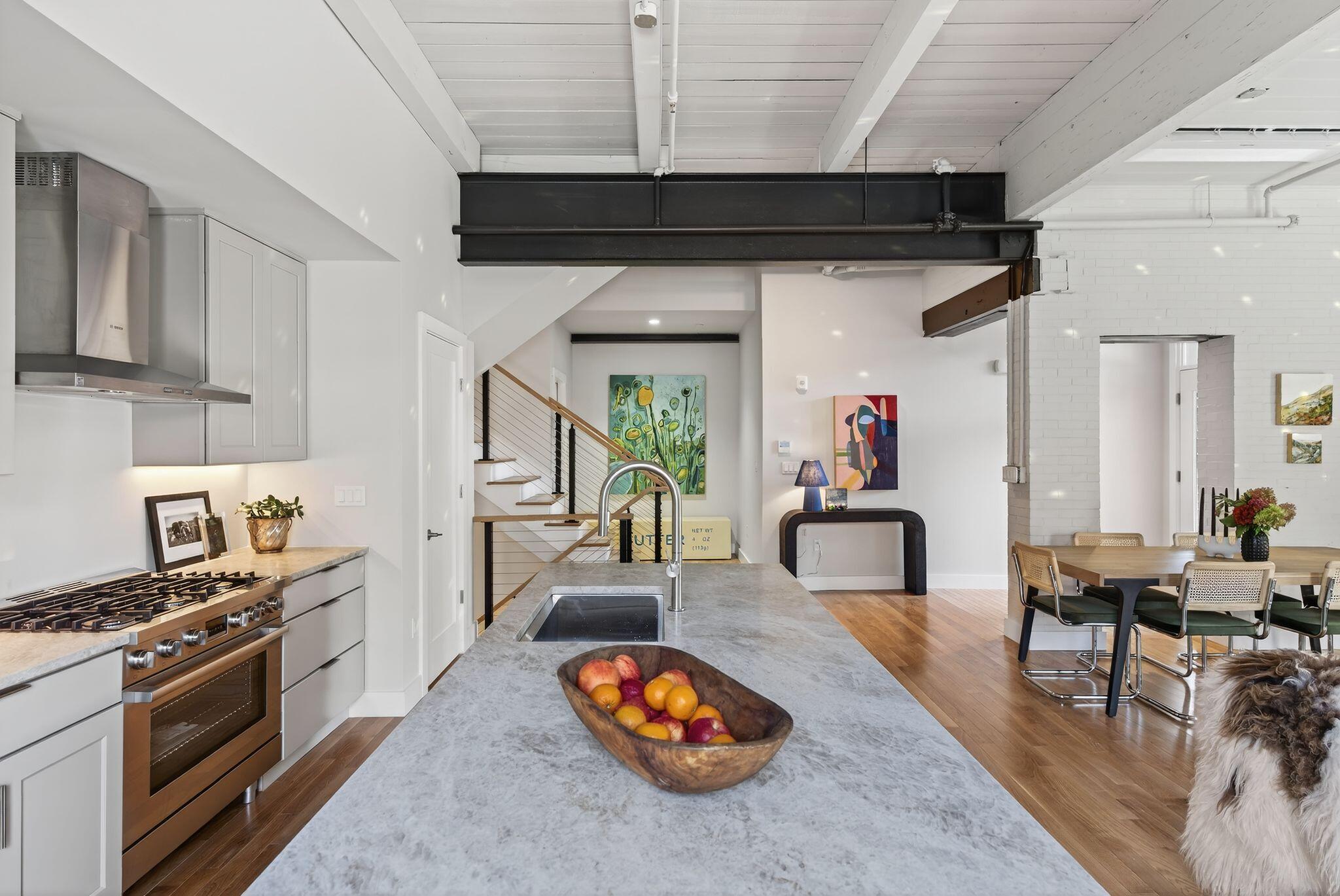 53 Carleton Street, 1