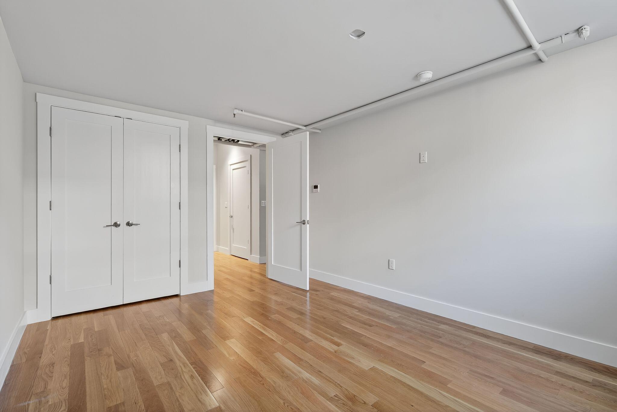 53 Carleton Street, 1