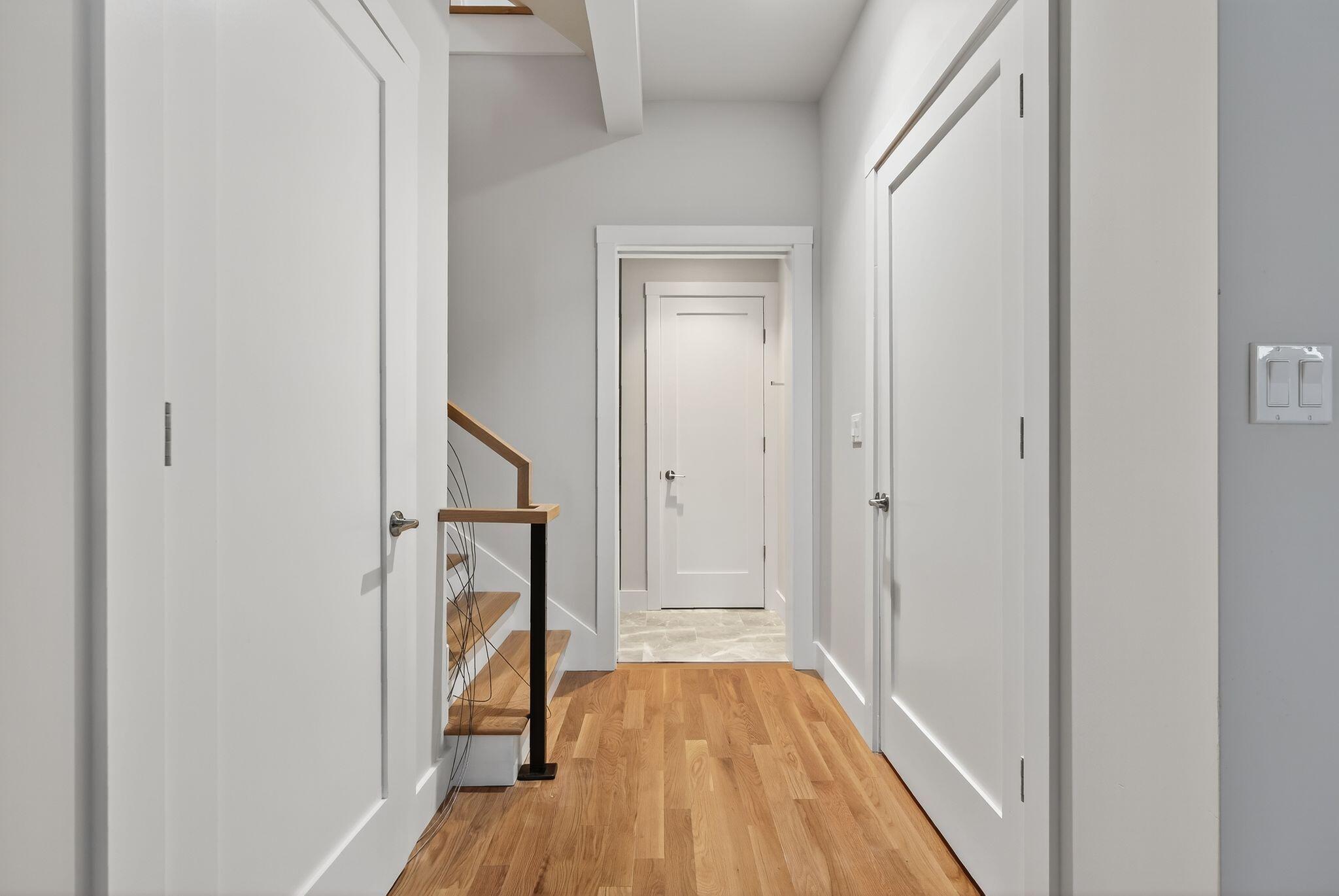 53 Carleton Street, 1
