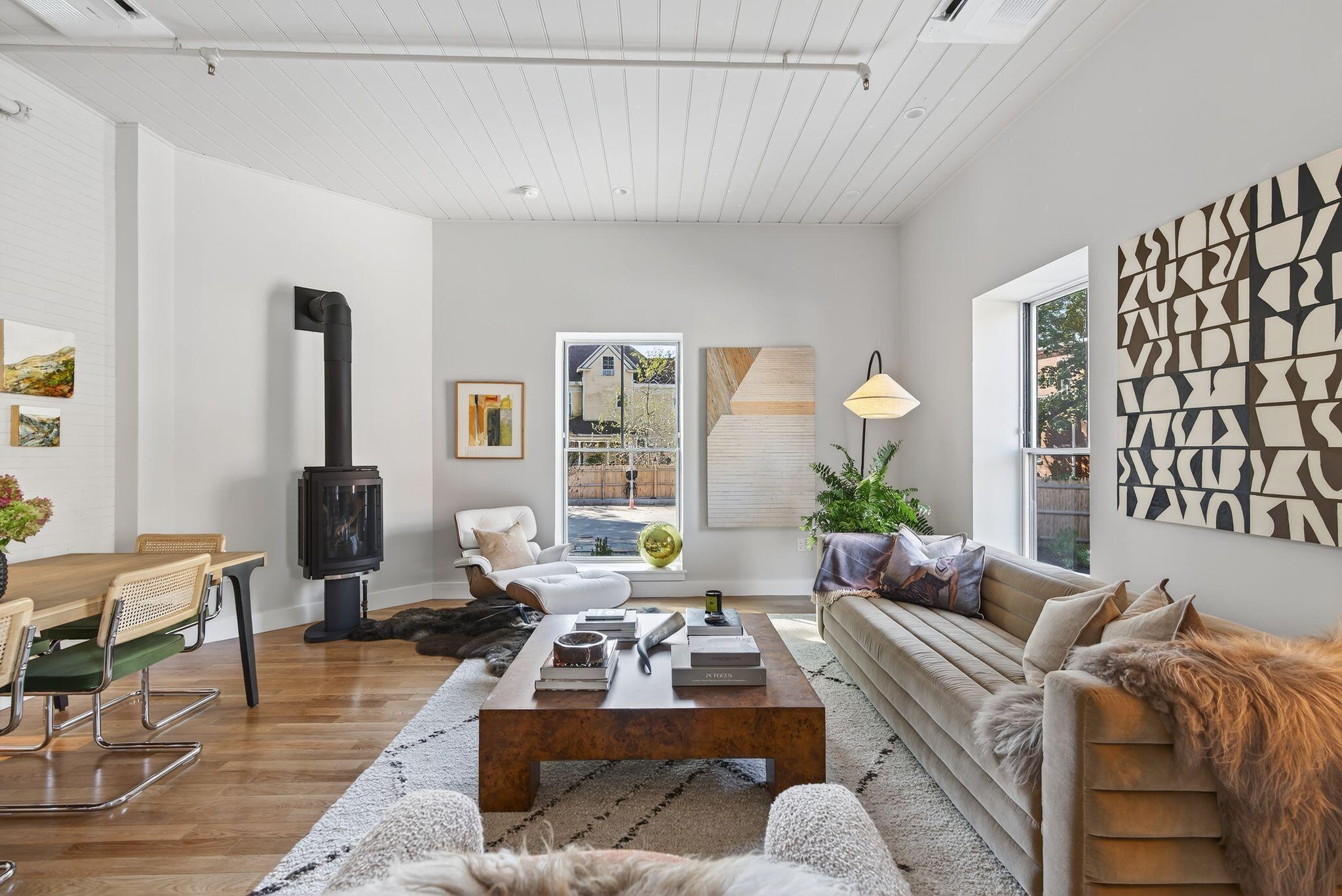 53 Carleton Street, 1