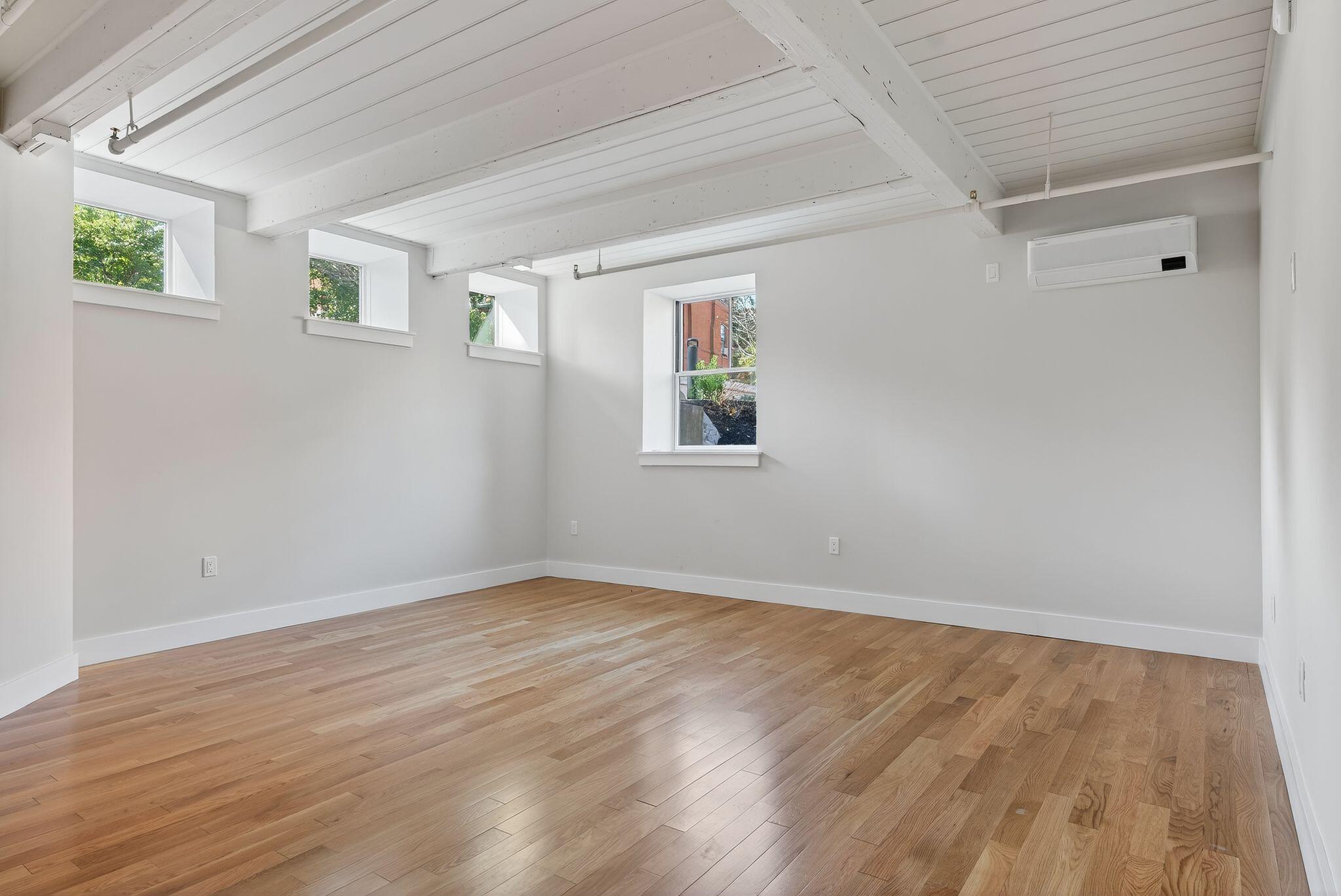 53 Carleton Street, 1
